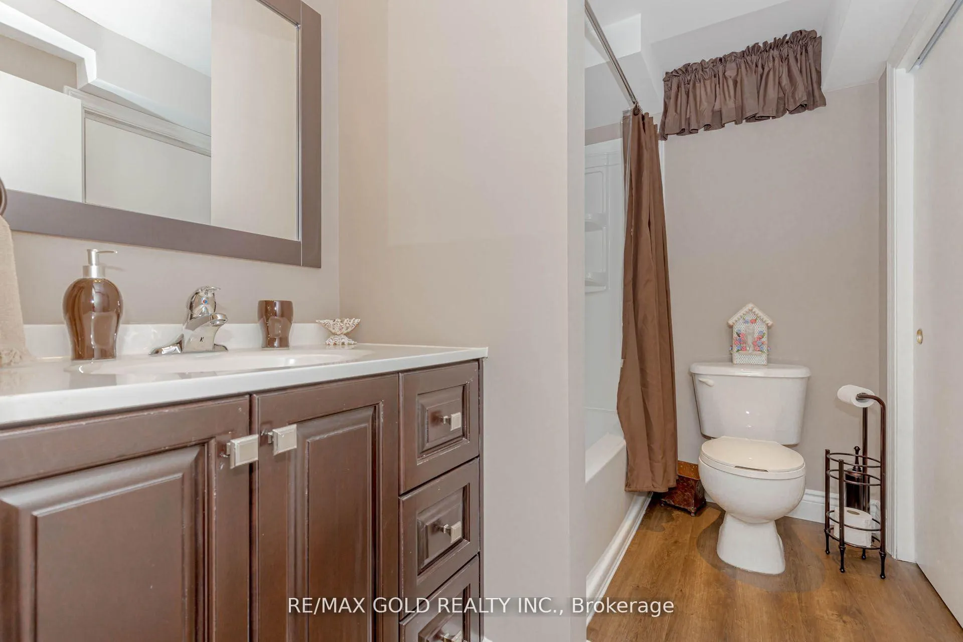Photo 43 of 24 Sweet Clover Crescent, Brampton, Sandringham-Wellington — HOMEH