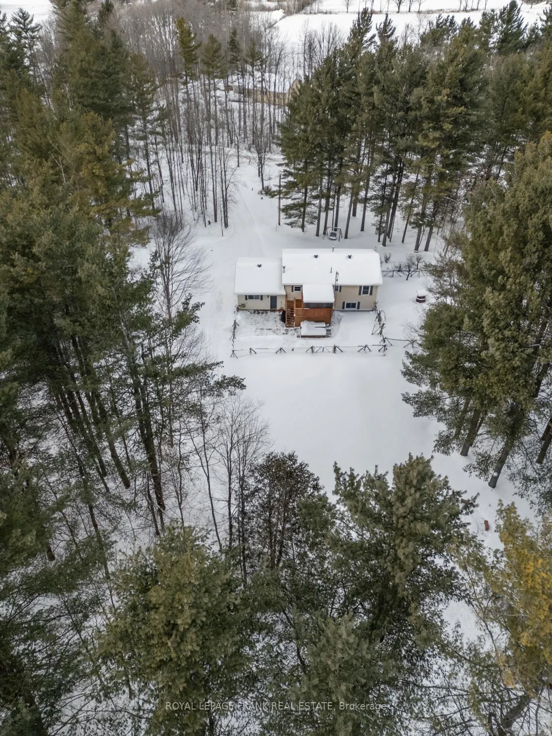 Photo 3 of 959 Bathurst 6 Concession, Tay Valley, Bathurst/Burgess & Sherbrooke (Bathurst) Twp — HOMEH