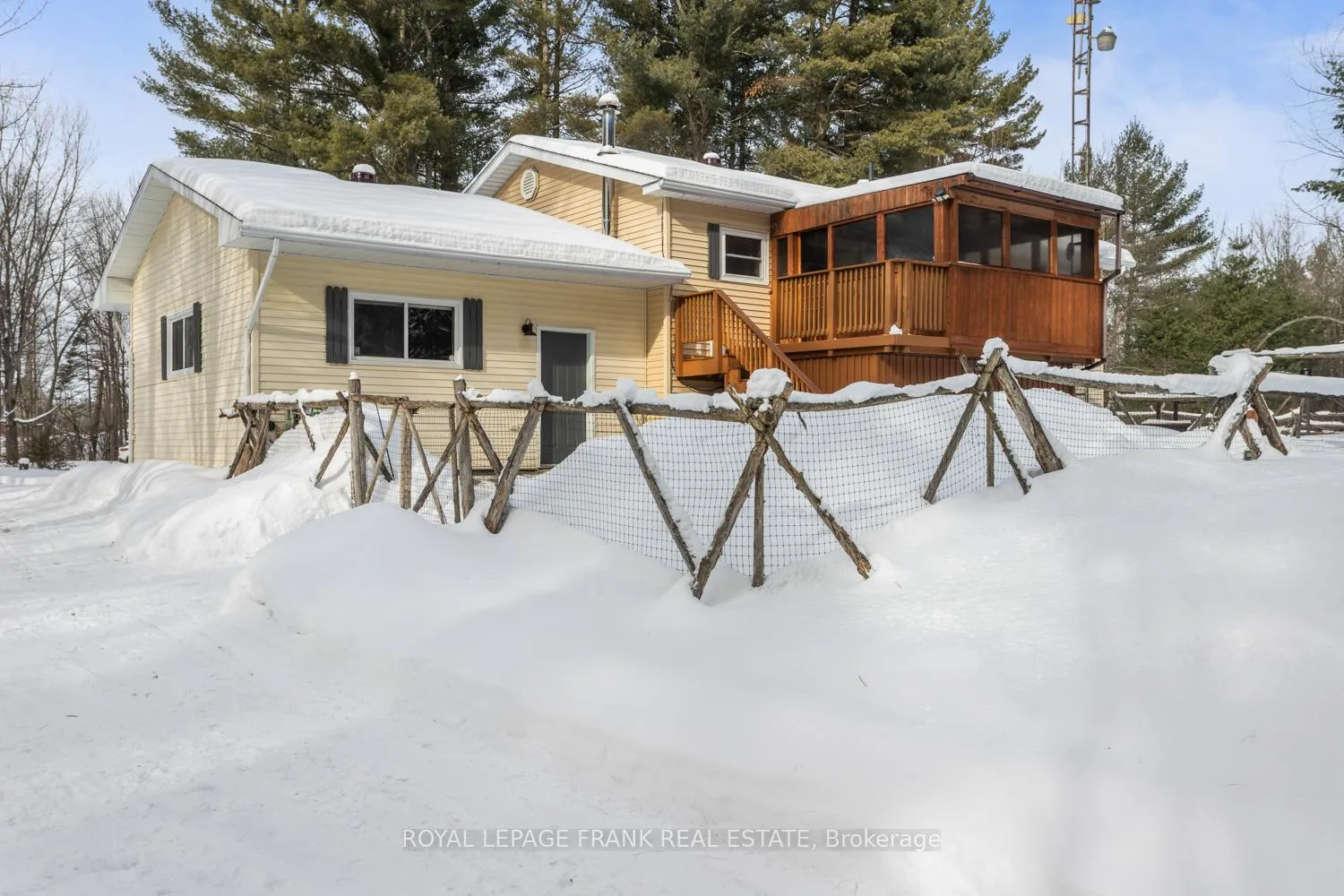 Photo 5 of 959 Bathurst 6 Concession, Tay Valley, Bathurst/Burgess & Sherbrooke (Bathurst) Twp — HOMEH