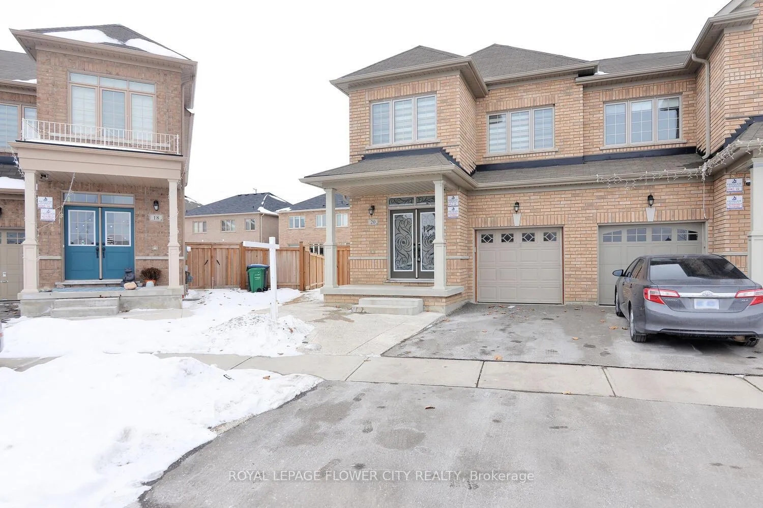 Photo 3 of 20 Brent Stephens Way, Brampton, Northwest Brampton — HOMEH