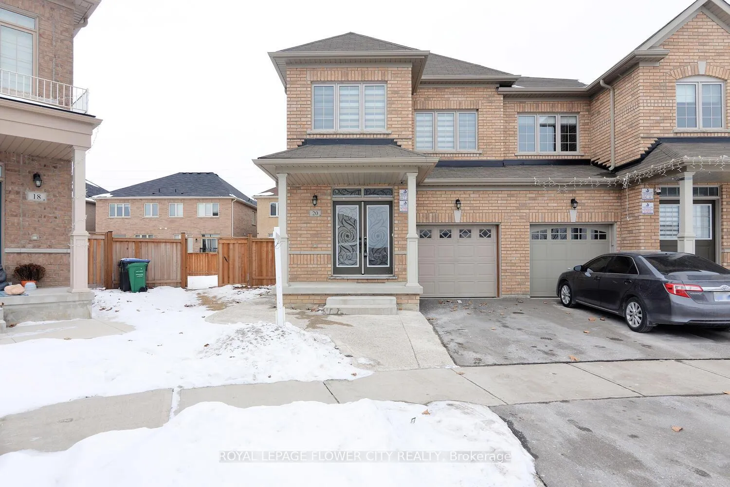 Photo 4 of 20 Brent Stephens Way, Brampton, Northwest Brampton — HOMEH