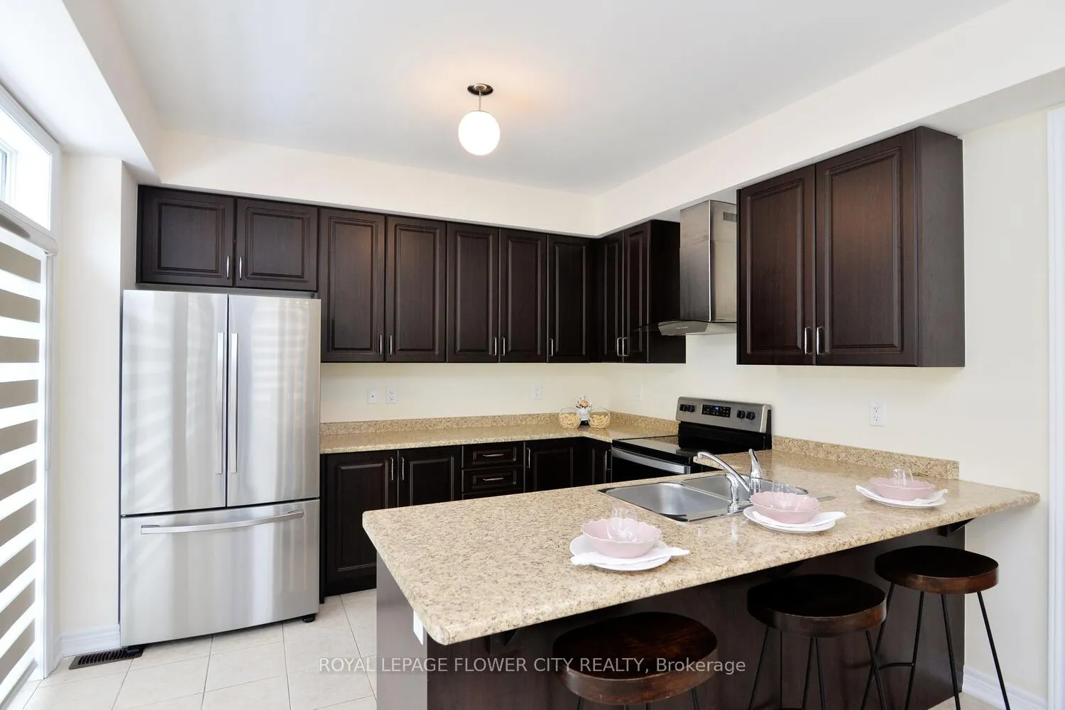 Photo 15 of 20 Brent Stephens Way, Brampton, Northwest Brampton — HOMEH