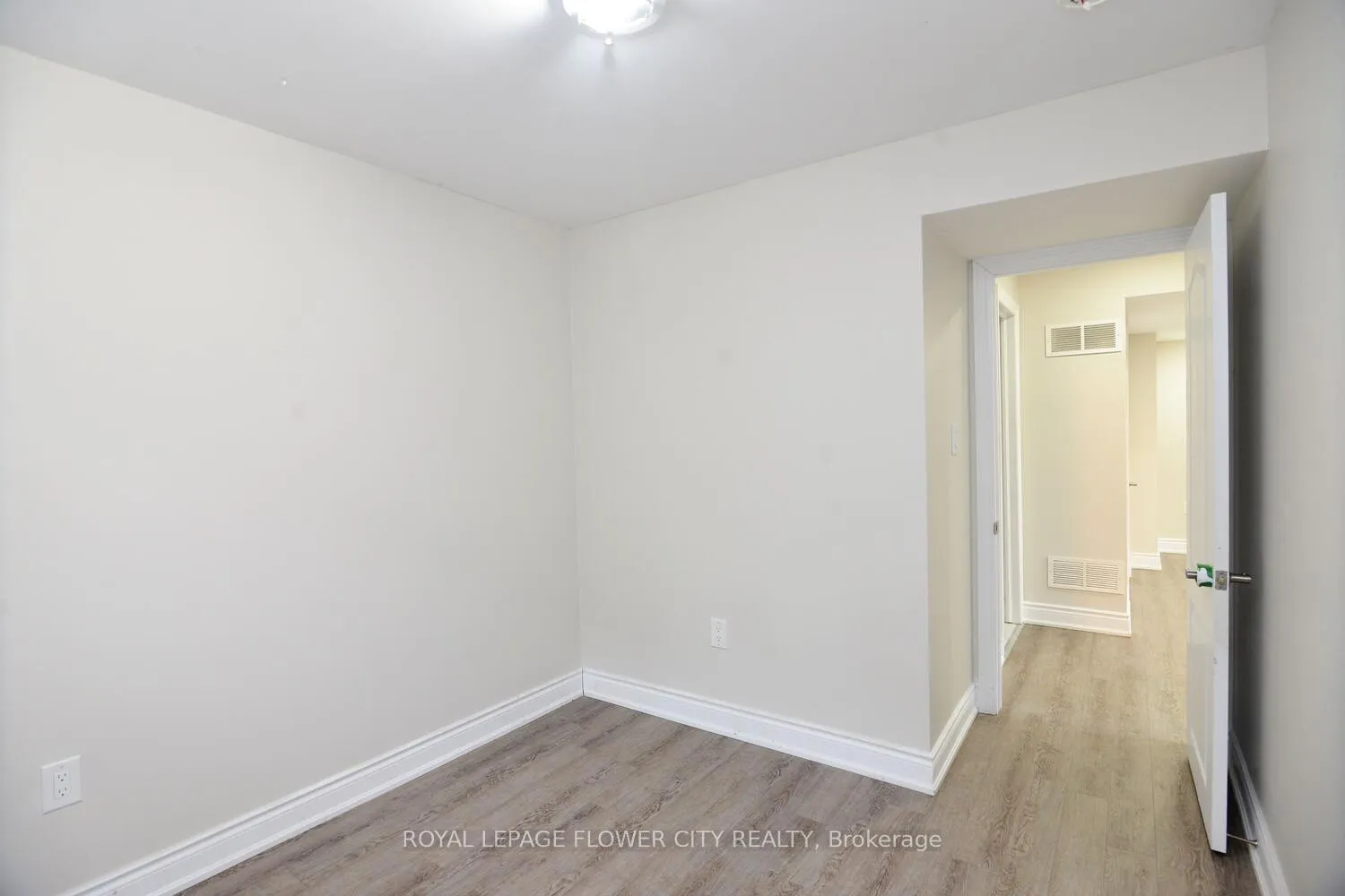 Photo 37 of 20 Brent Stephens Way, Brampton, Northwest Brampton — HOMEH