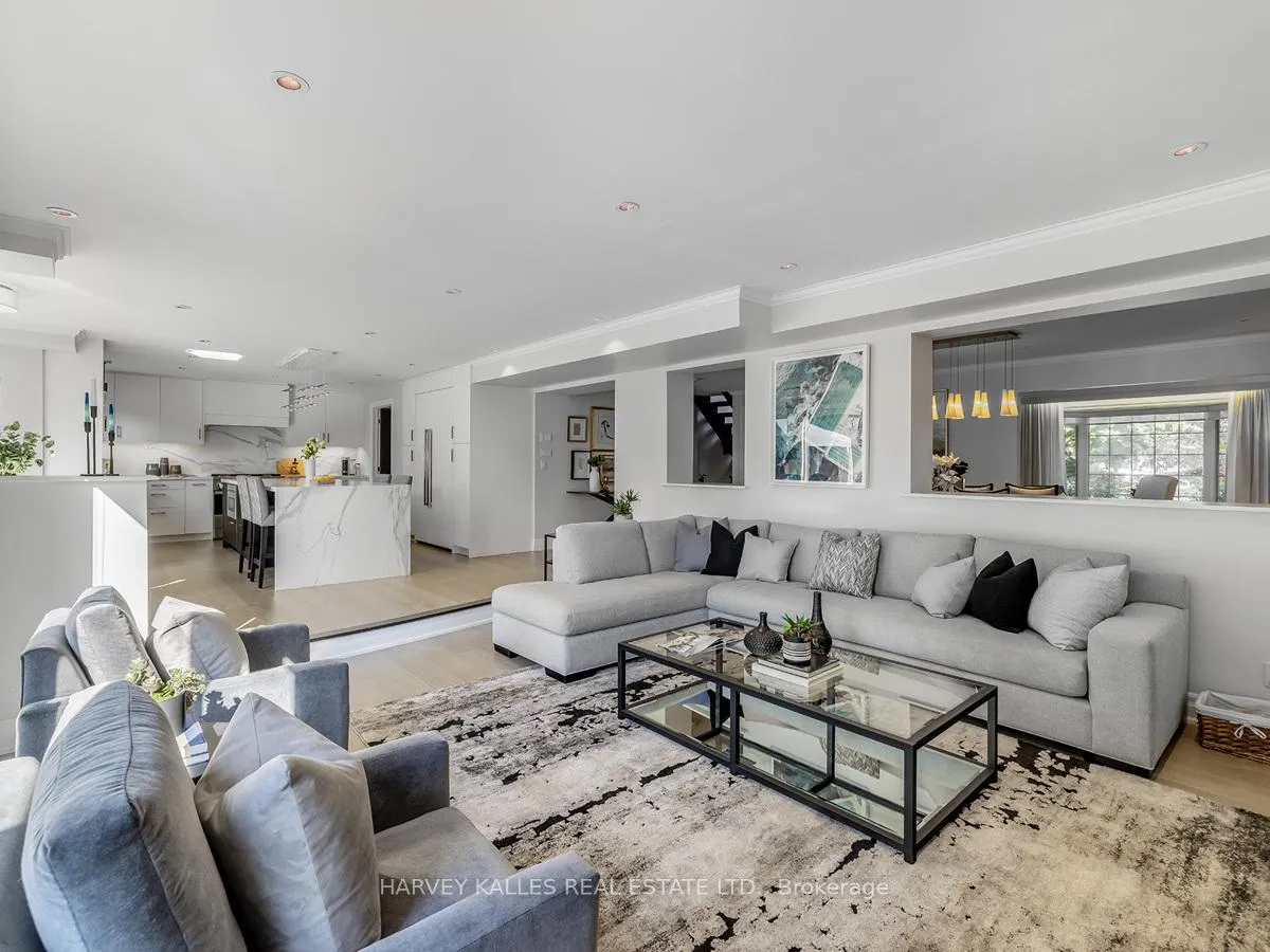 Photo 12 of 14 Almond Avenue, Markham, Grandview — HOMEH