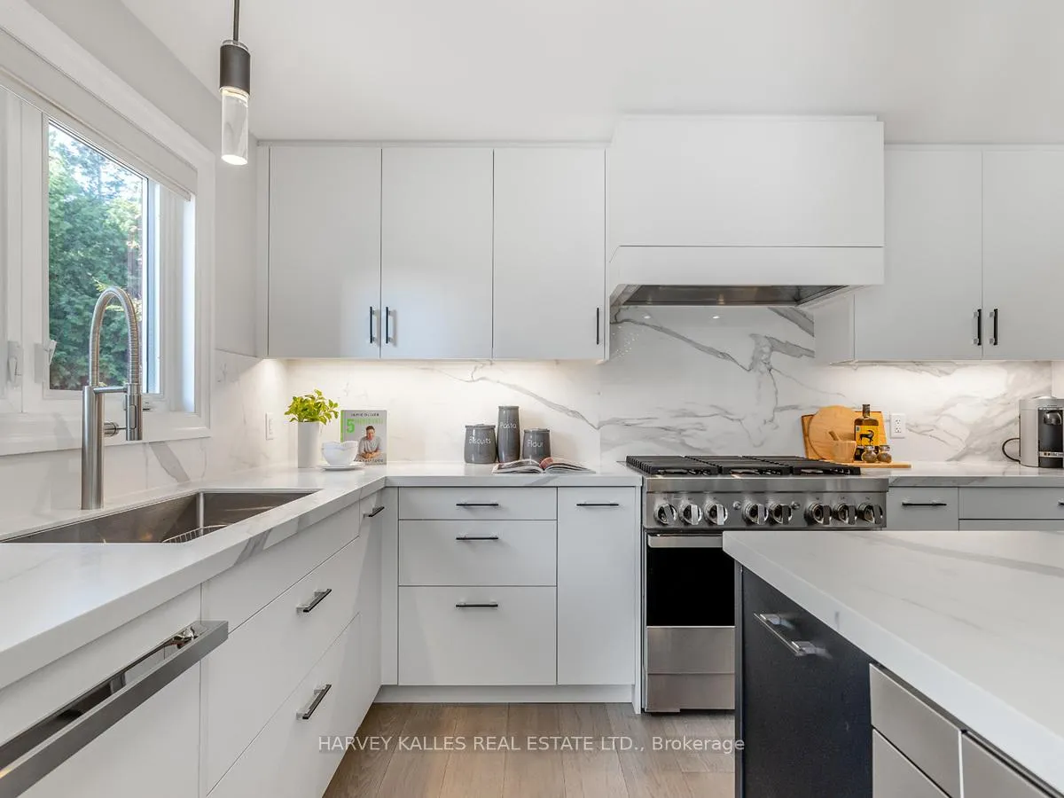 Photo 16 of 14 Almond Avenue, Markham, Grandview — HOMEH