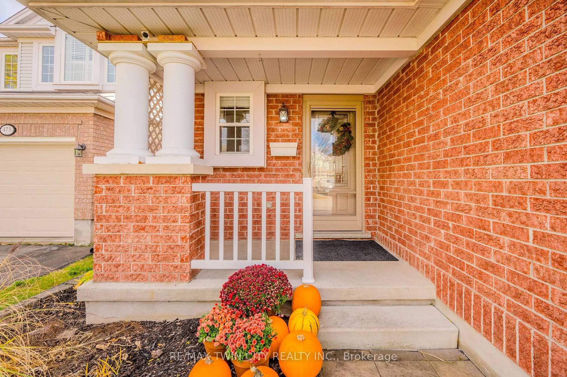 Photo 6 of 471 Citadel Court, Waterloo — HOMEH