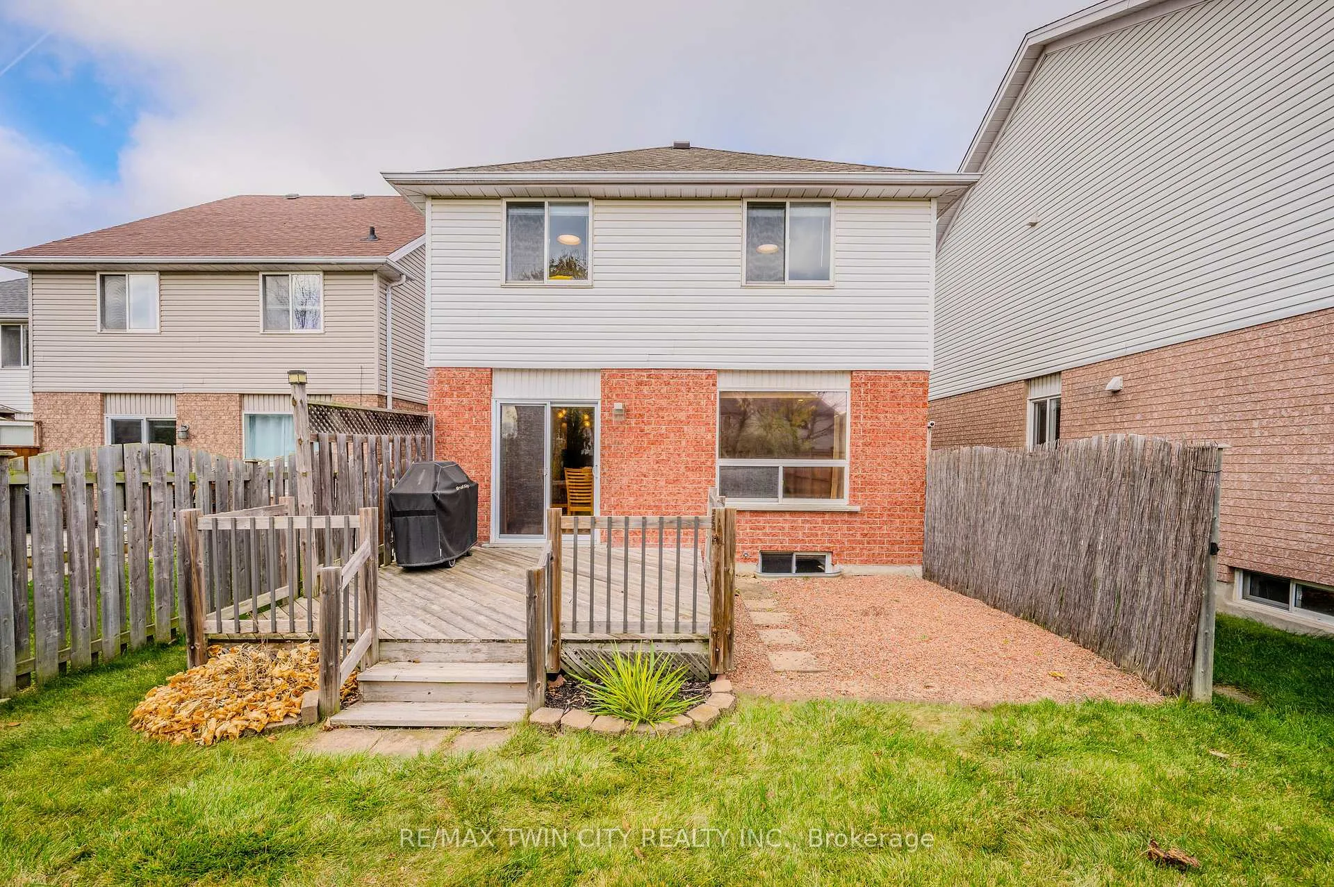 Photo 41 of 471 Citadel Court, Waterloo — HOMEH