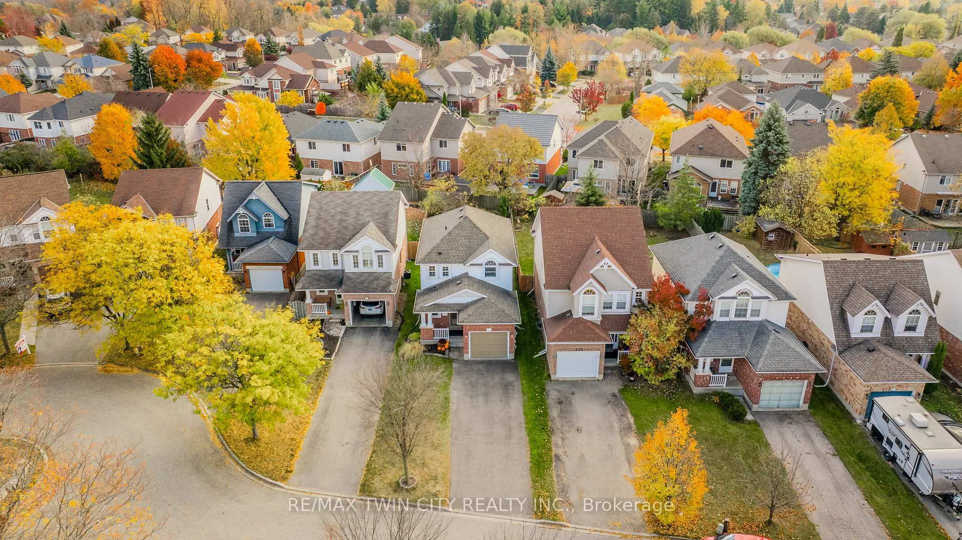Photo 42 of 471 Citadel Court, Waterloo — HOMEH