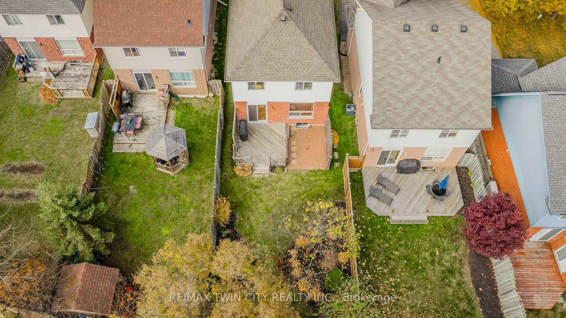 Photo 44 of 471 Citadel Court, Waterloo — HOMEH