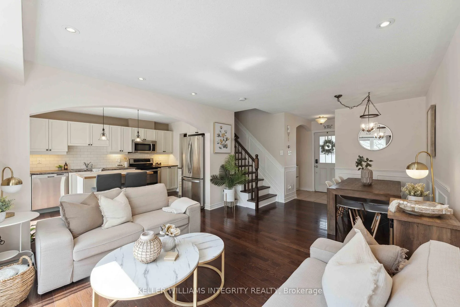 Photo 7 of 1051 Pampero Crescent, Ottawa, Stittsville (North) — HOMEH