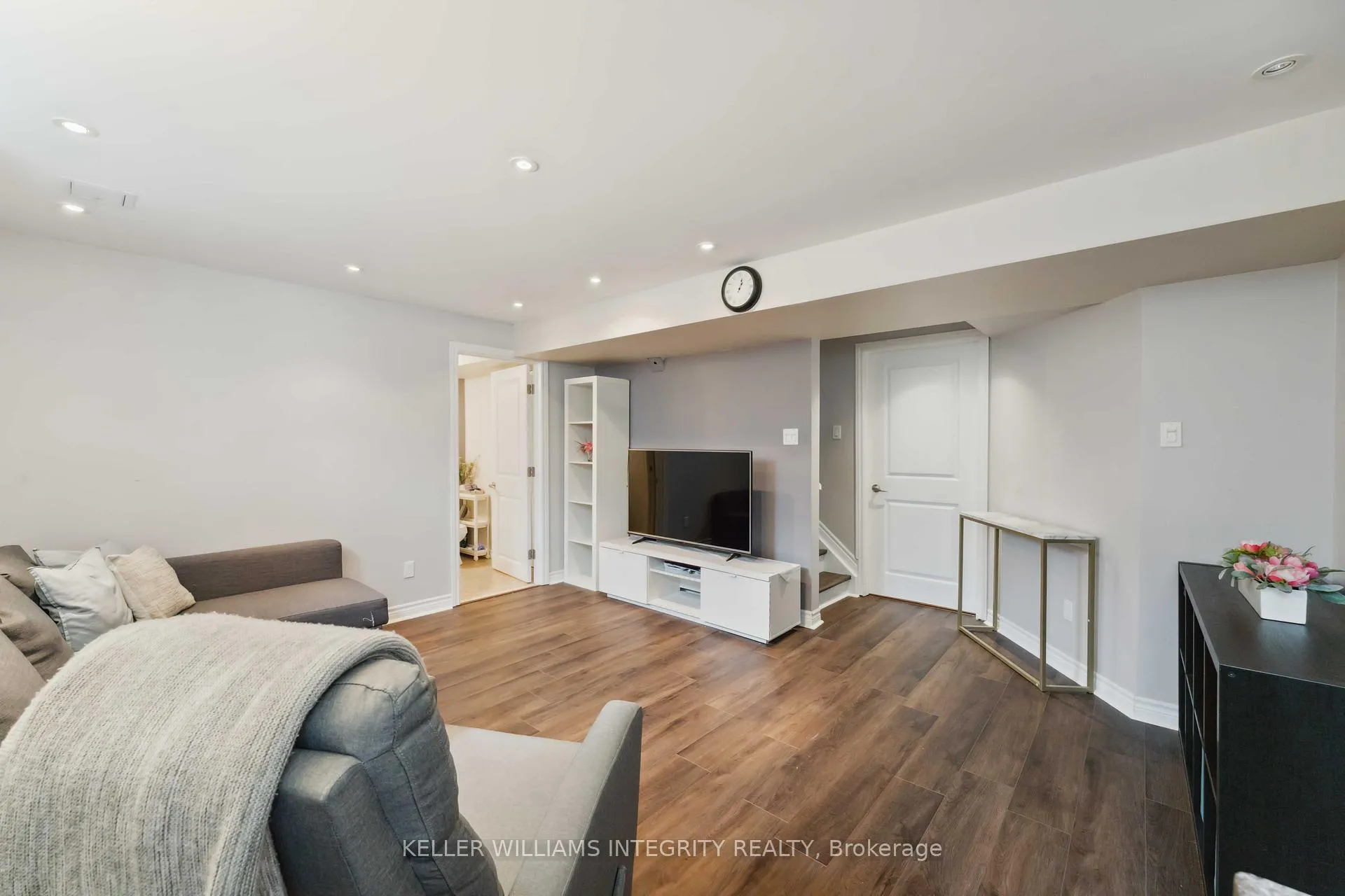 Photo 16 of 1051 Pampero Crescent, Ottawa, Stittsville (North) — HOMEH