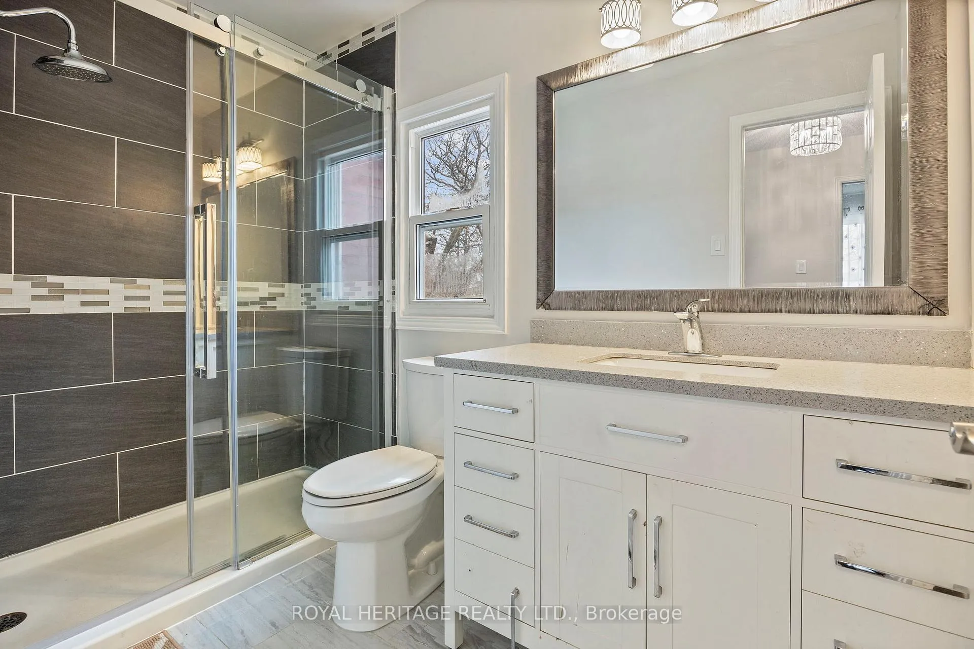 Photo 25 of 140 Wright Crescent, Ajax, Central — HOMEH