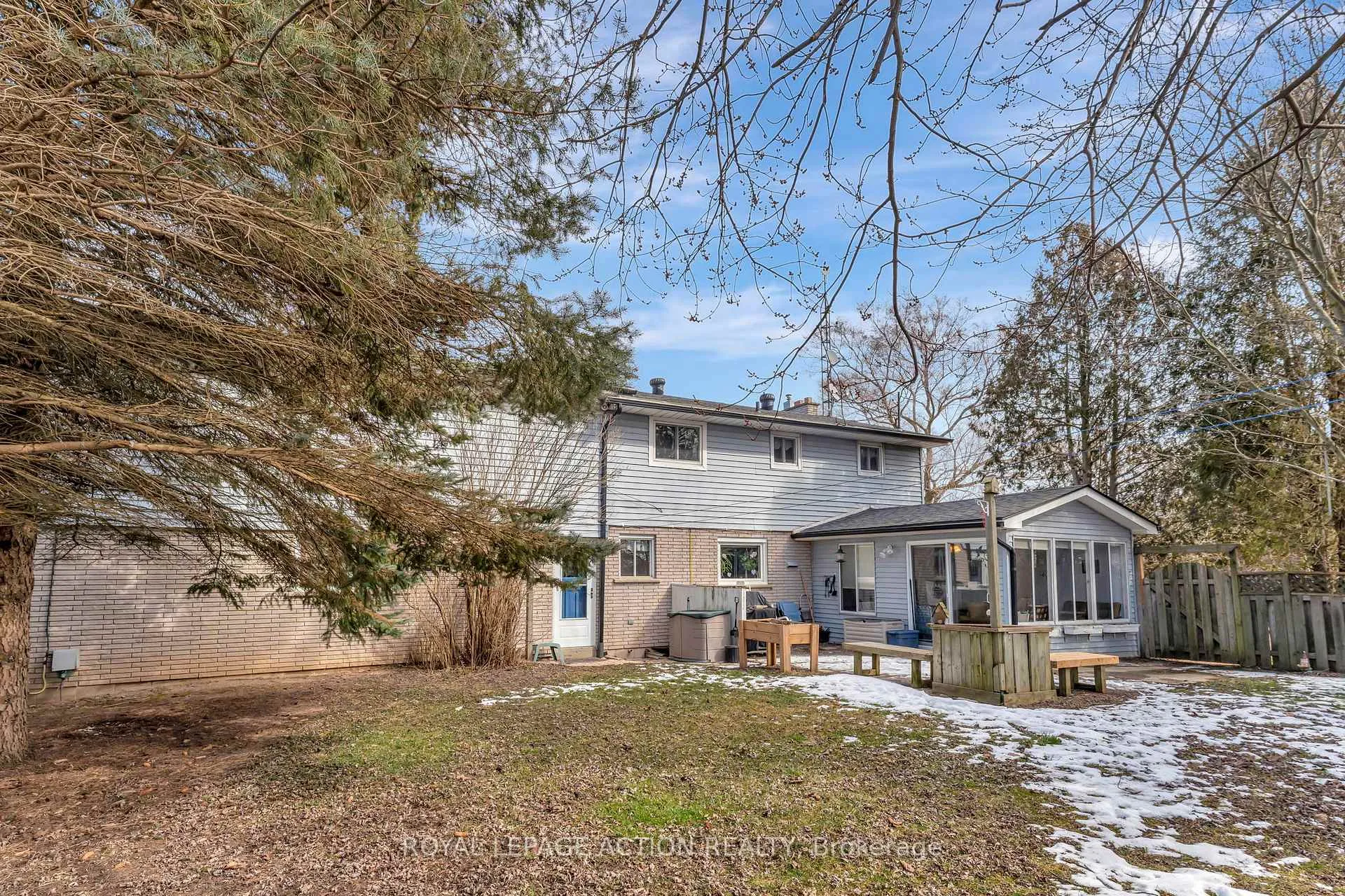 Photo 4 of 307 Baptist Church Road, Brant, Brantford Twp — HOMEH