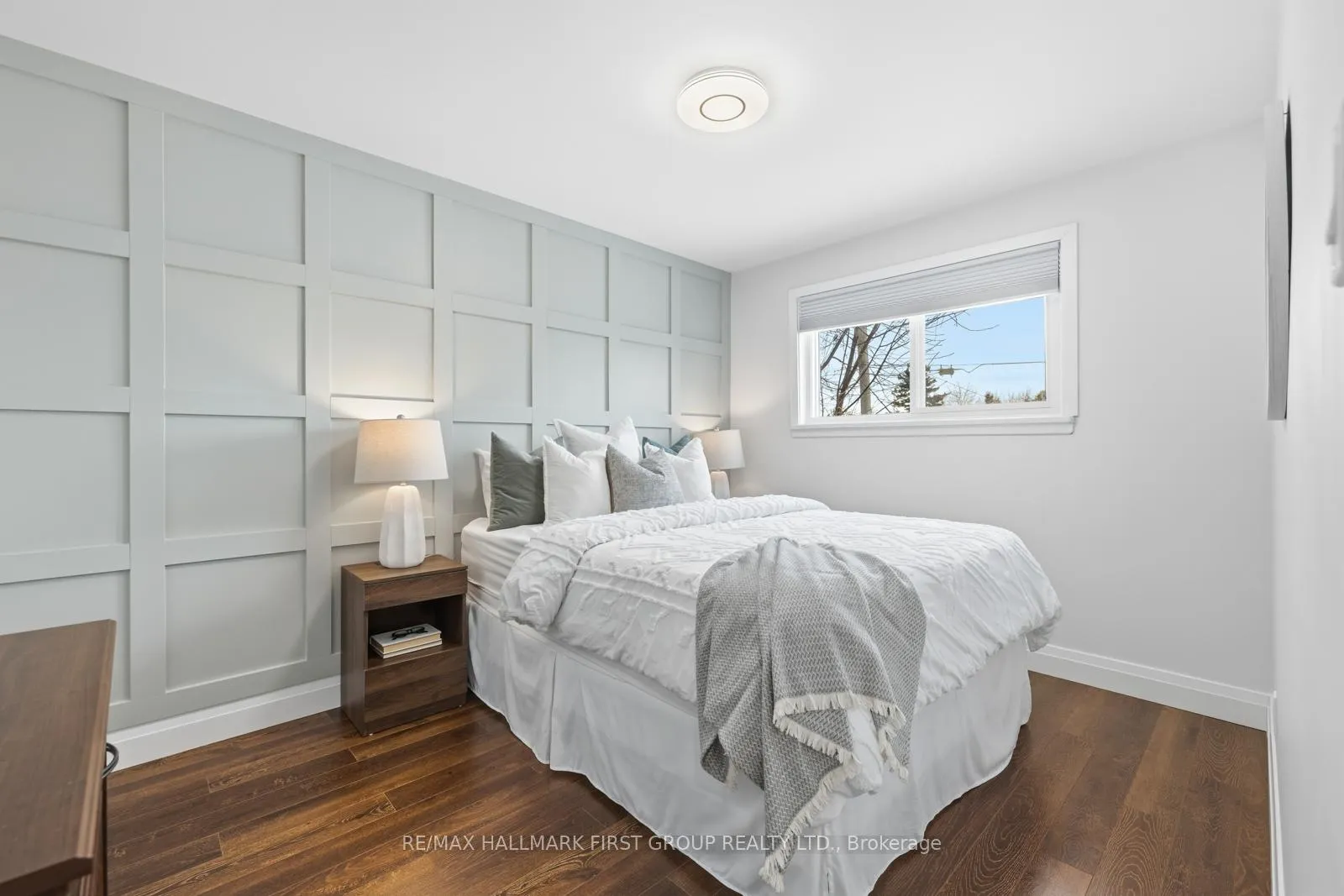 Photo 10 of 916 Greenwood Crescent, Whitby, Downtown Whitby — HOMEH