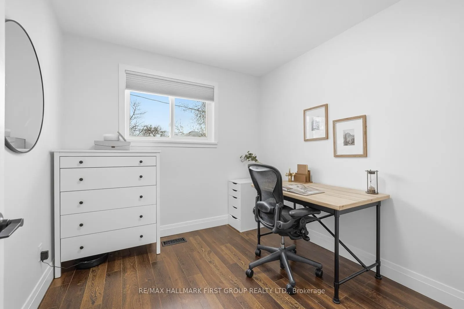 Photo 12 of 916 Greenwood Crescent, Whitby, Downtown Whitby — HOMEH