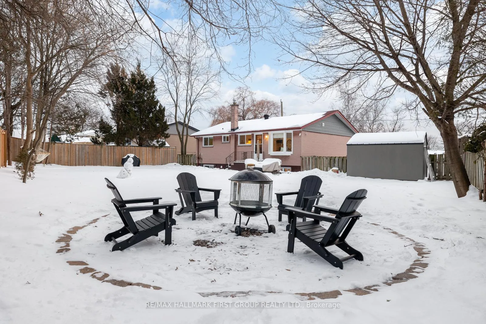 Photo 19 of 916 Greenwood Crescent, Whitby, Downtown Whitby — HOMEH