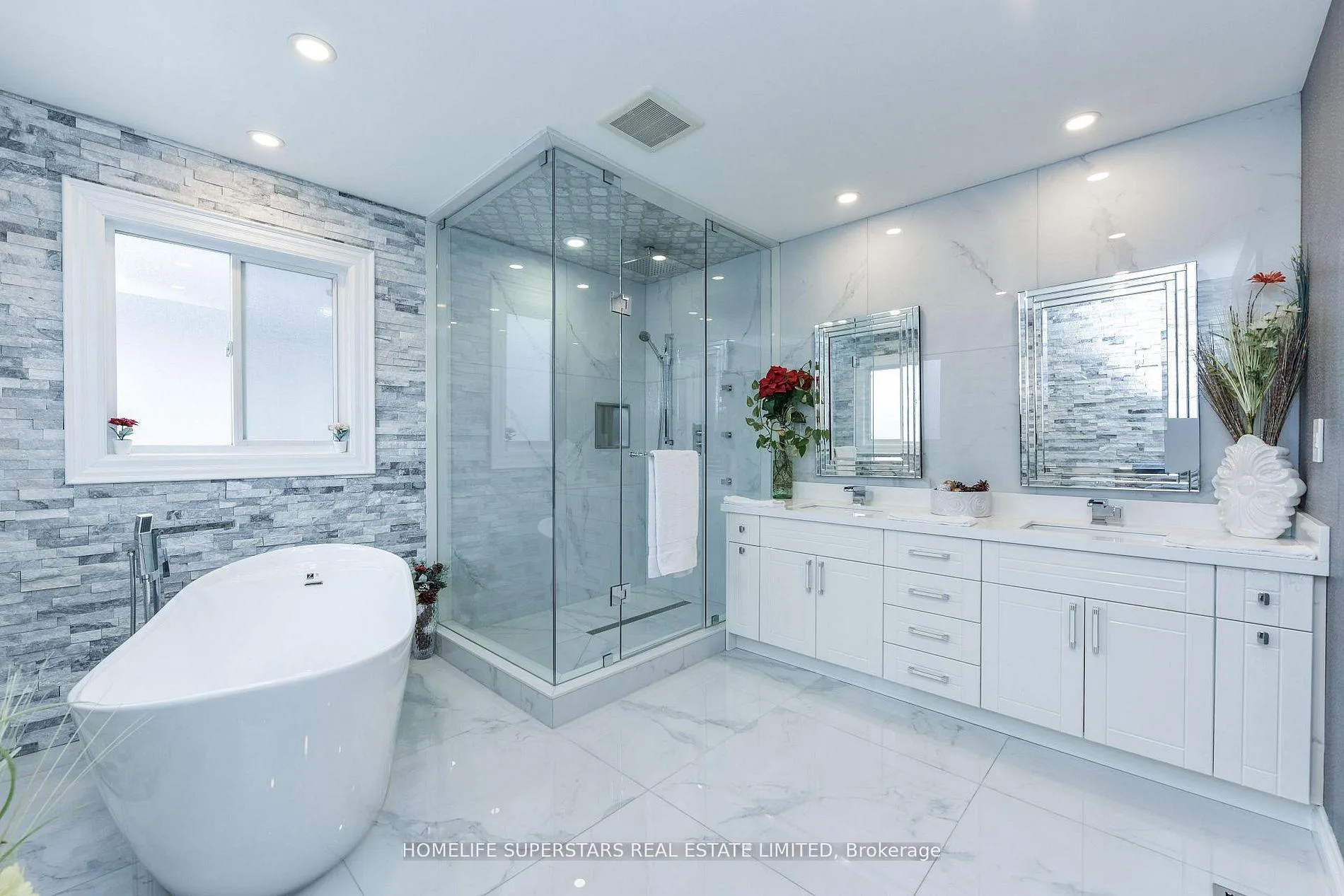 Photo 17 of 27 Dovehaven Crescent, Brampton, Bram East — HOMEH