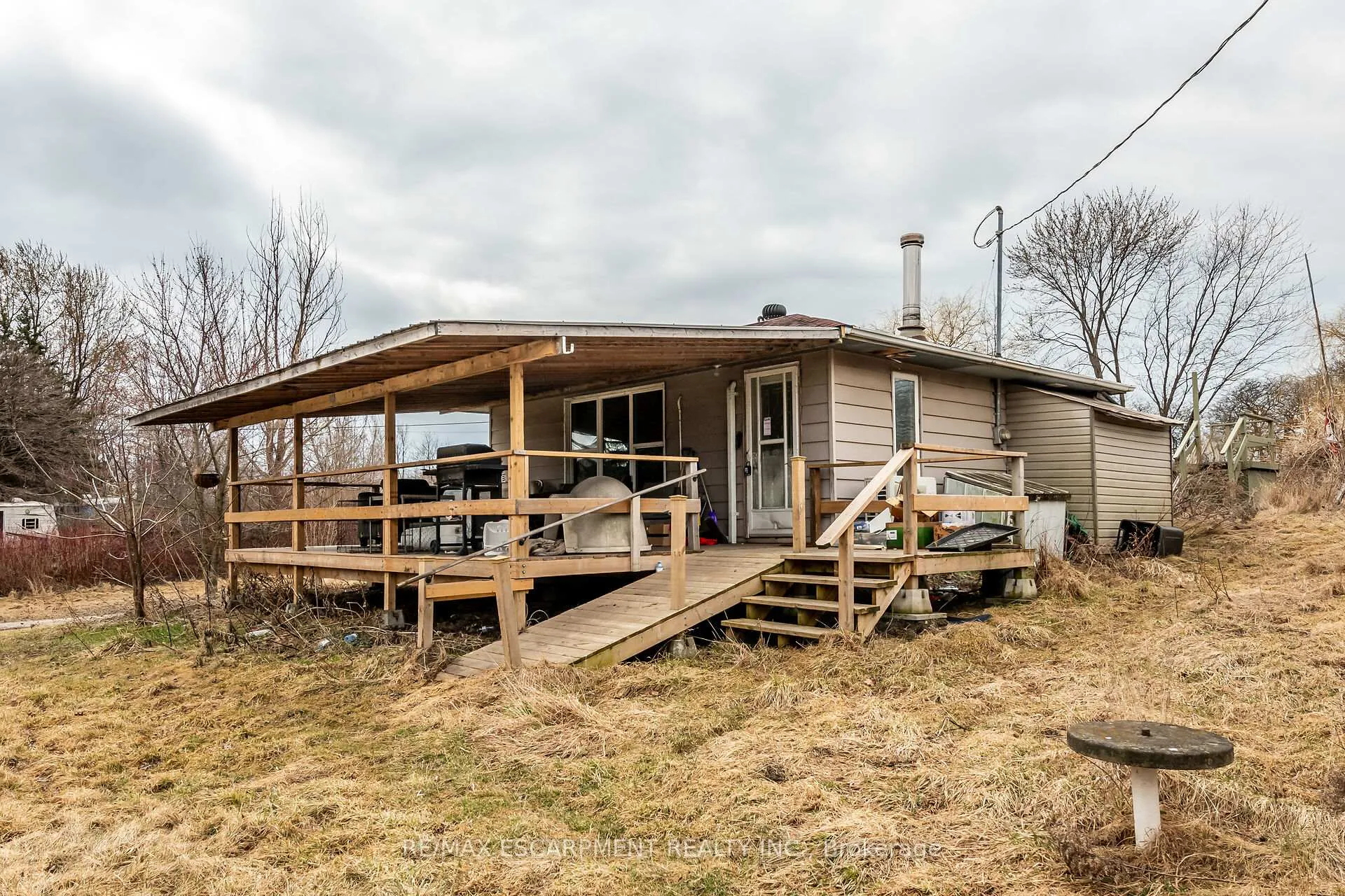 Photo 2 of 36 Nanticoke Valley Road, Haldimand, Nanticoke — HOMEH