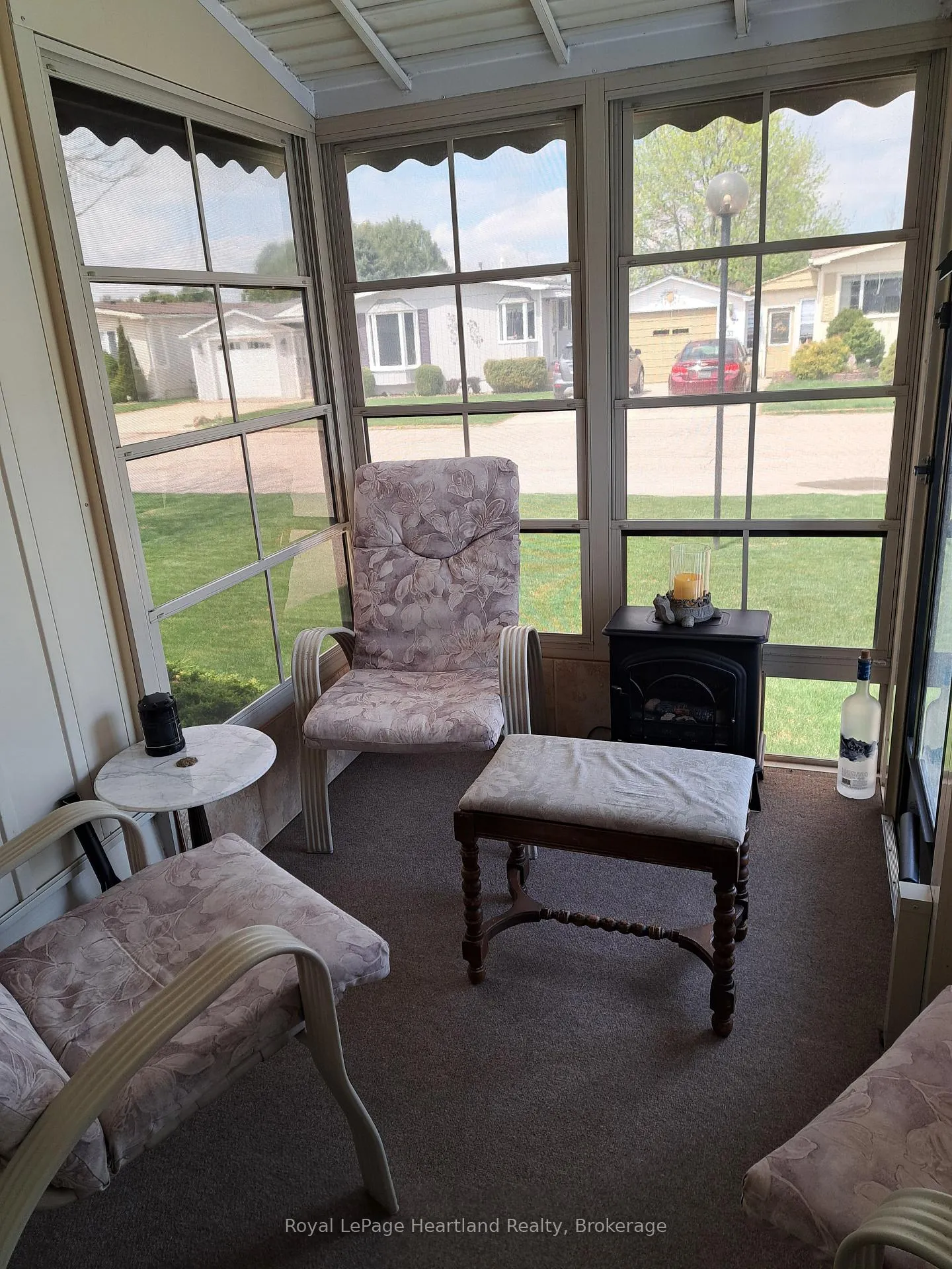 Photo 5 of 34 Miller Street, Strathroy-Caradoc, SE — HOMEH