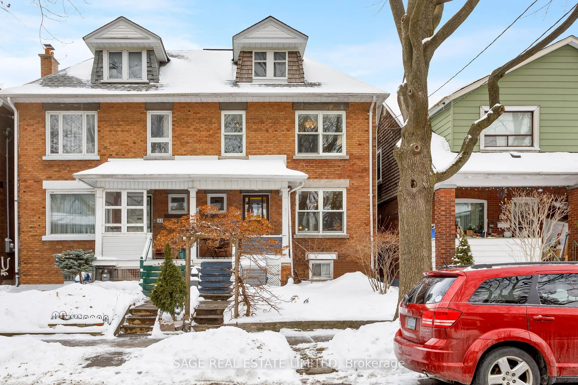 Photo 1 of 124 Alton Avenue, Toronto, South Riverdale — HOMEH
