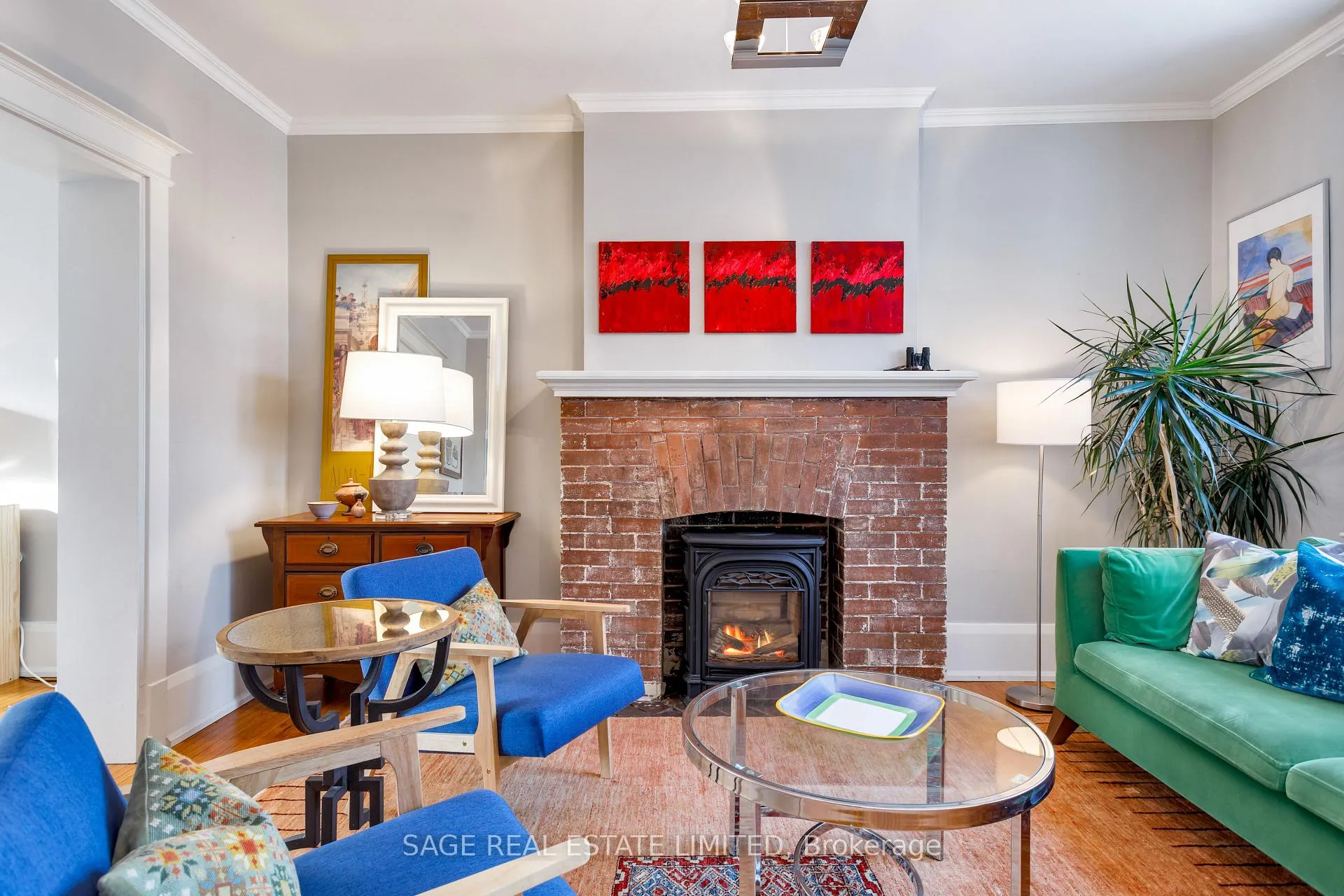 Photo 5 of 124 Alton Avenue, Toronto, South Riverdale — HOMEH