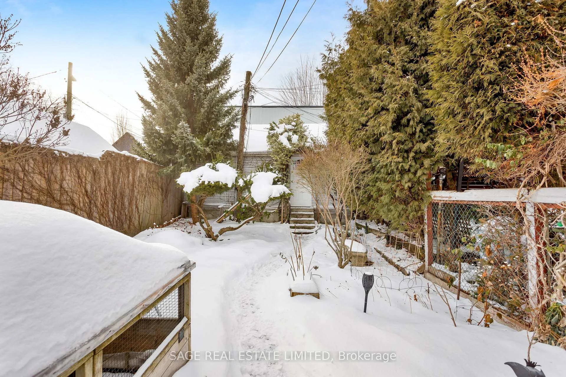 Photo 21 of 124 Alton Avenue, Toronto, South Riverdale — HOMEH