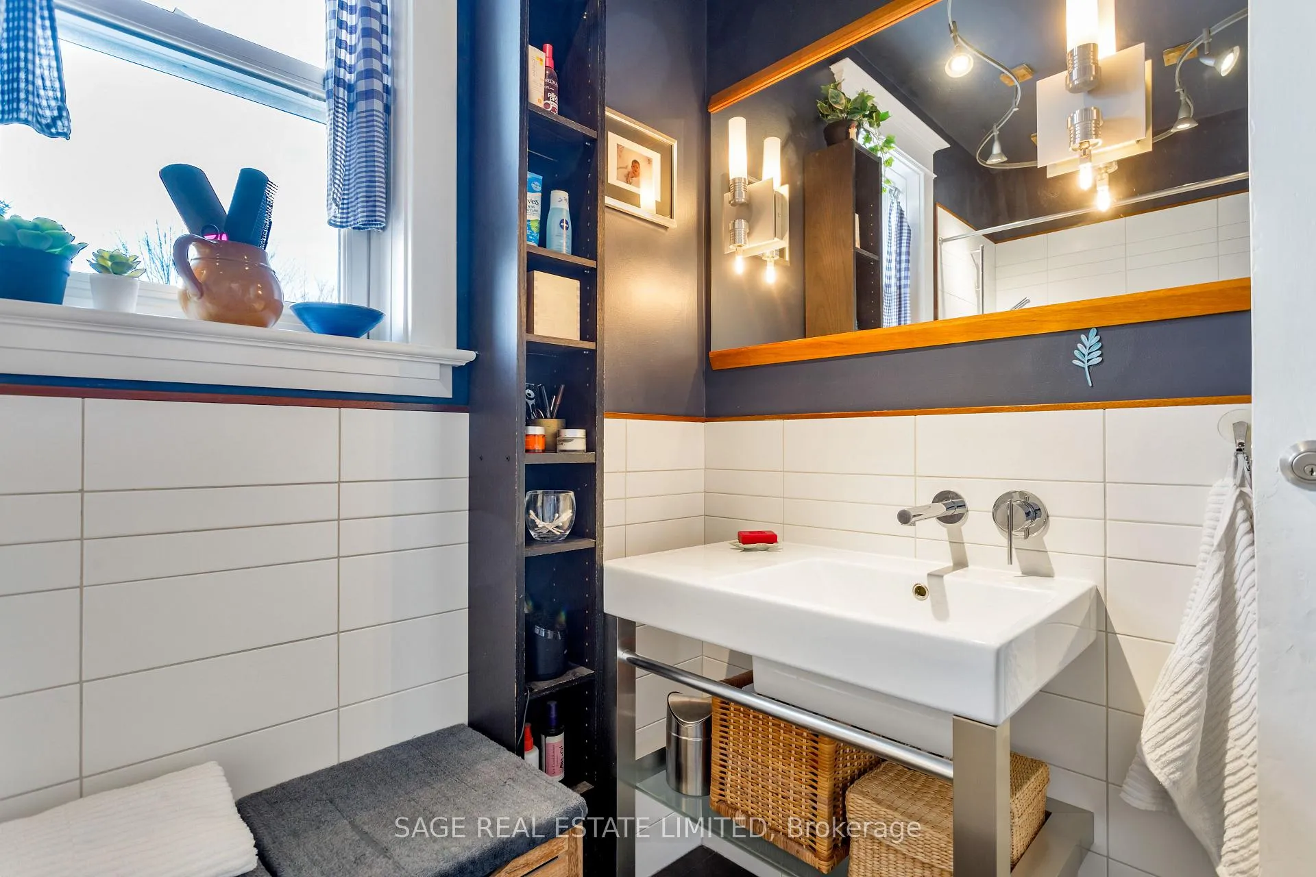 Photo 38 of 124 Alton Avenue, Toronto, South Riverdale — HOMEH