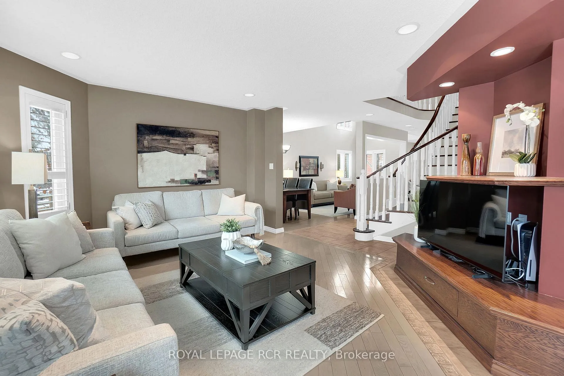 Photo 8 of 18 Old Hickory Court, Caledon, Bolton East — HOMEH