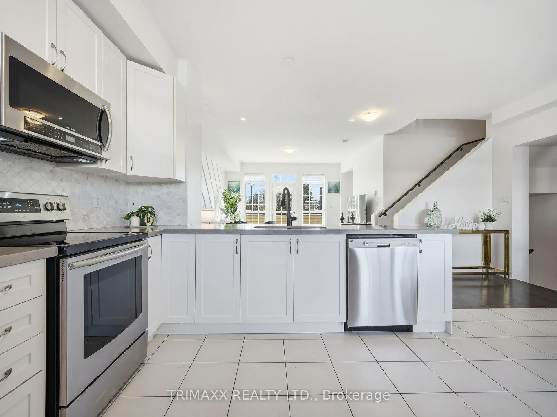 Photo 10 of 46 McCardy Court, Caledon, Caledon East — HOMEH