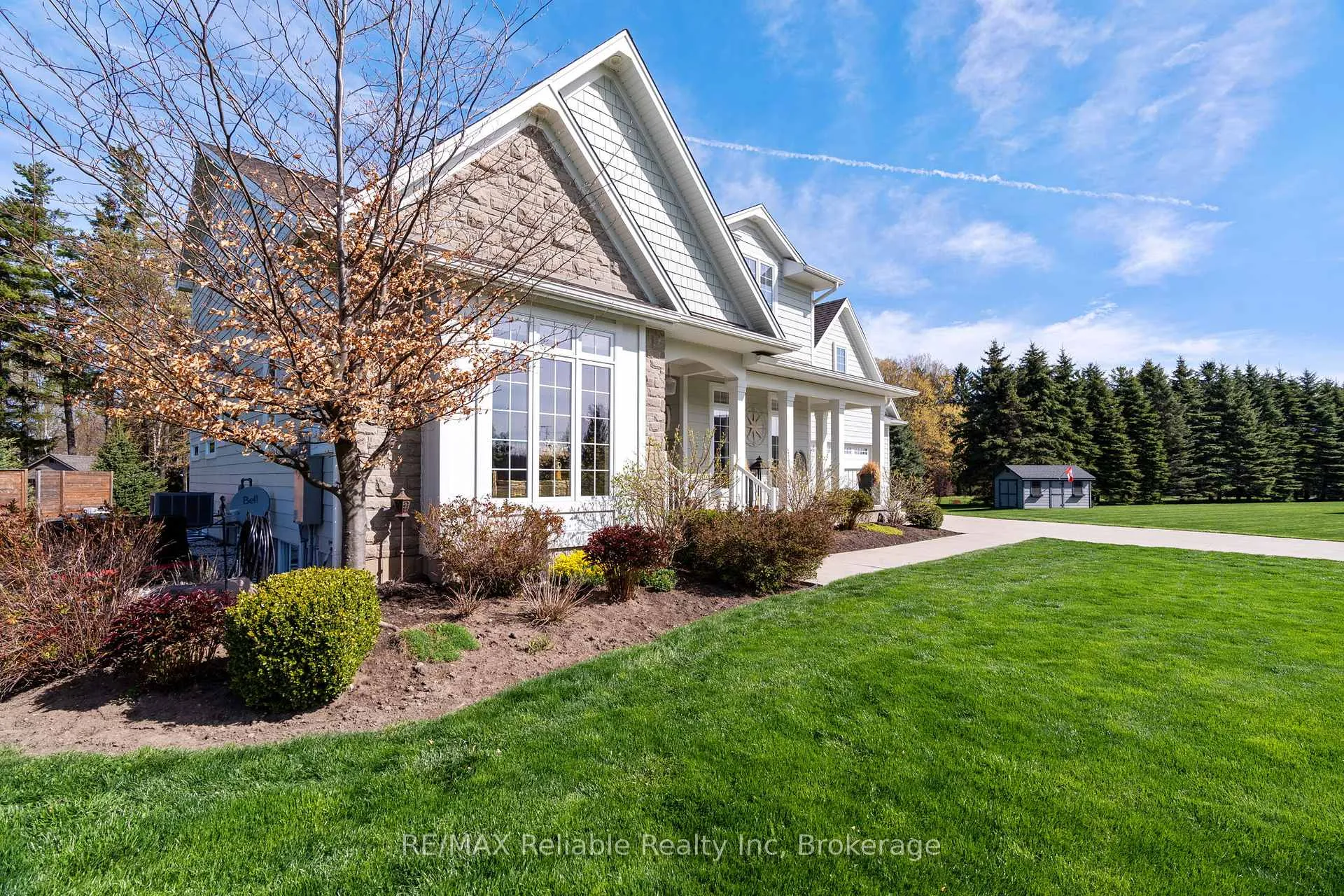 Photo 3 of 34734 Bayfield Road, Bluewater, Bayfield — HOMEH