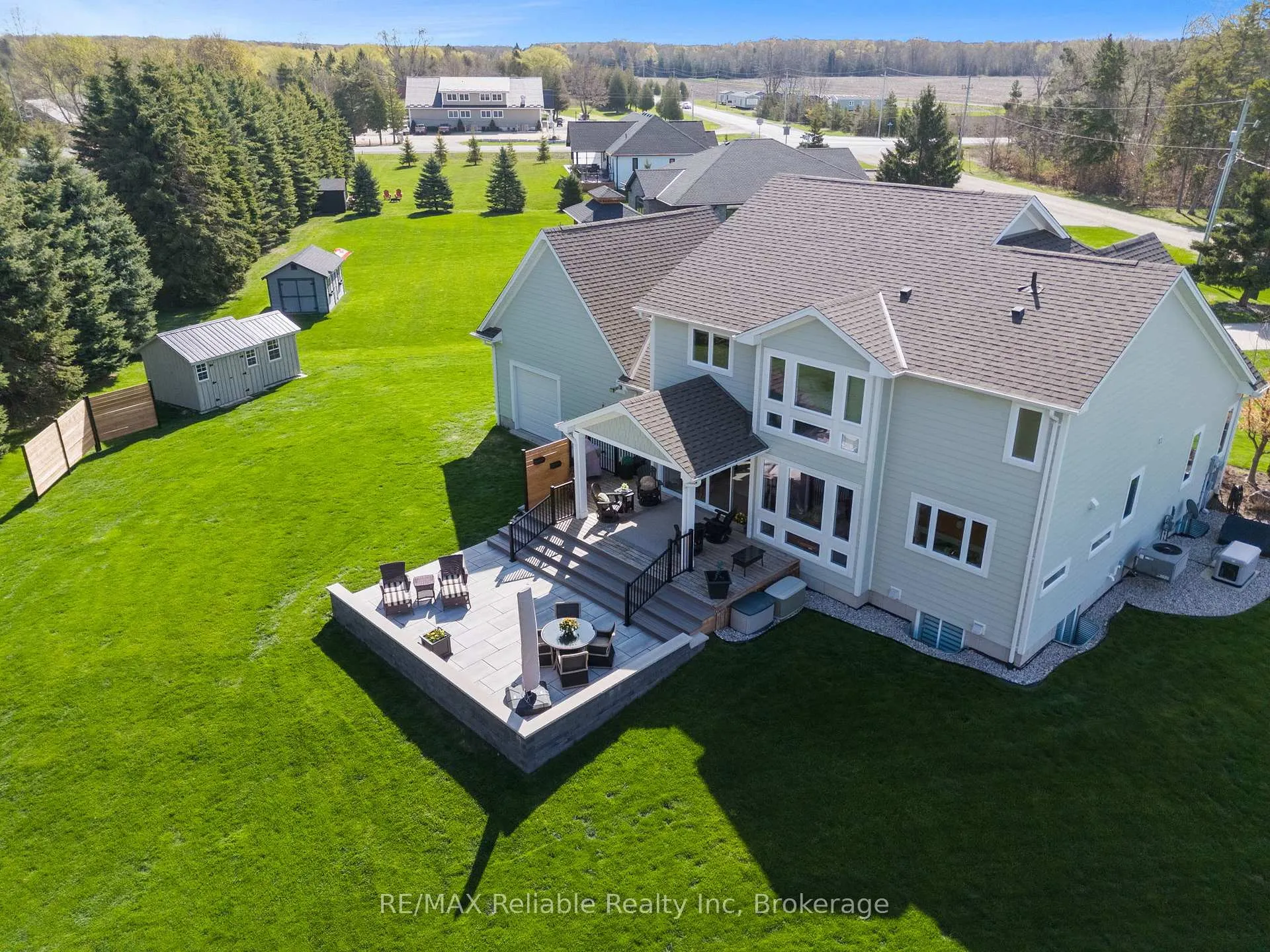 Photo 4 of 34734 Bayfield Road, Bluewater, Bayfield — HOMEH