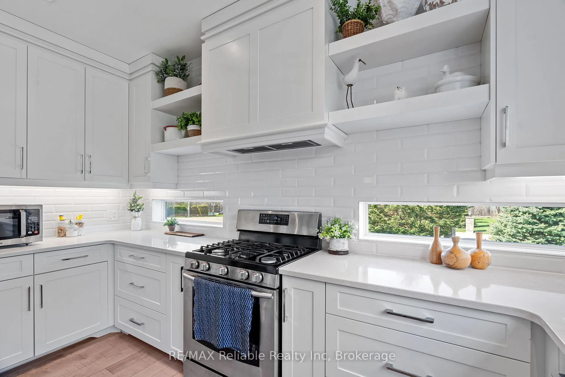 Photo 22 of 34734 Bayfield Road, Bluewater, Bayfield — HOMEH