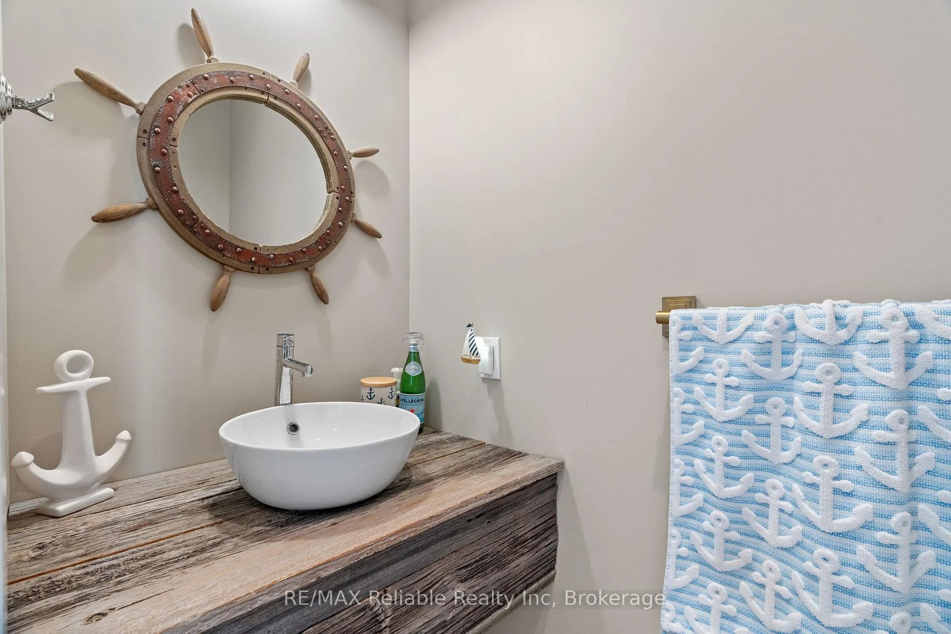 Photo 27 of 34734 Bayfield Road, Bluewater, Bayfield — HOMEH