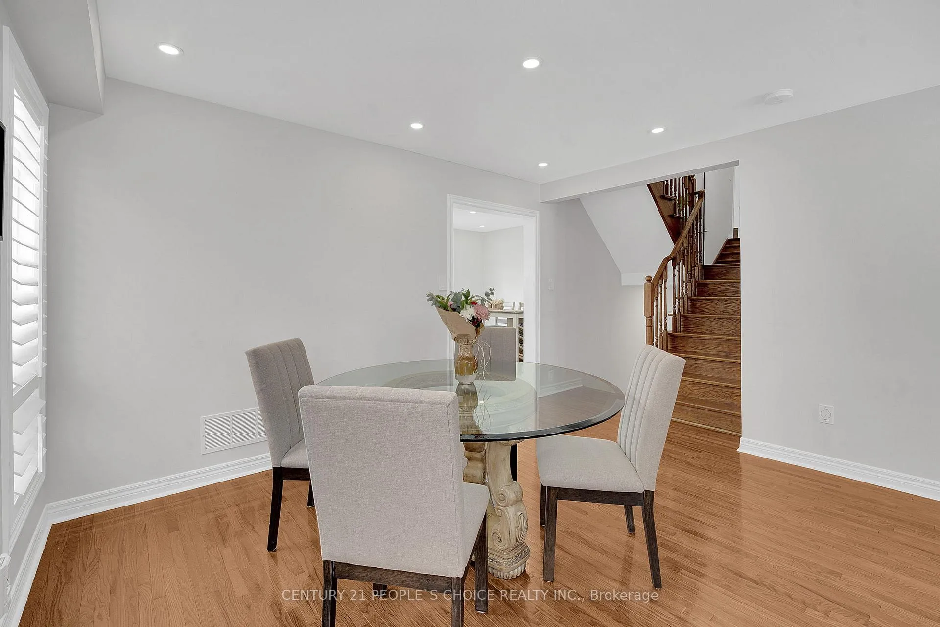 Photo 6 of 166 Marbella Road, Vaughan, Sonoma Heights — HOMEH