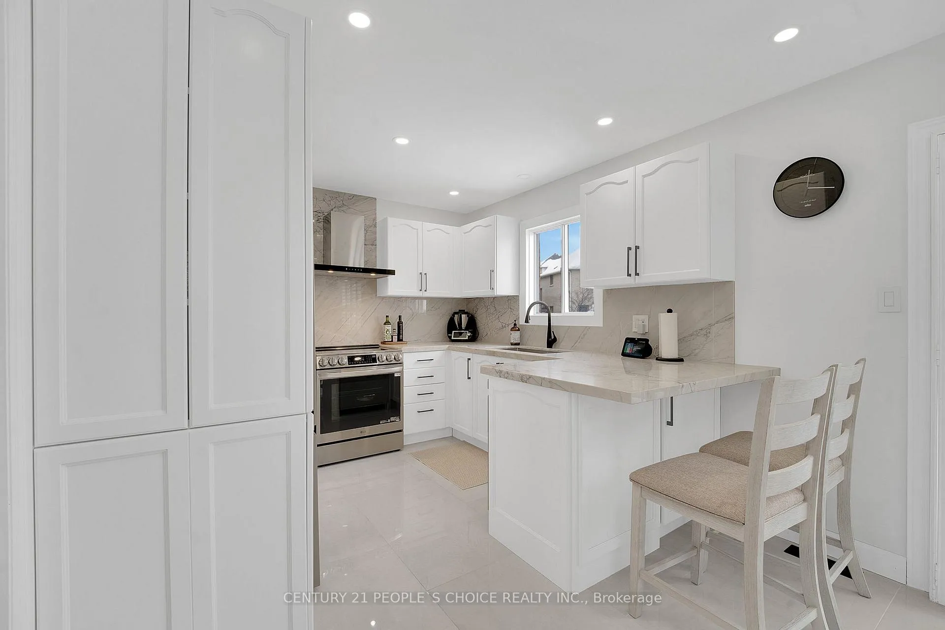 Photo 12 of 166 Marbella Road, Vaughan, Sonoma Heights — HOMEH