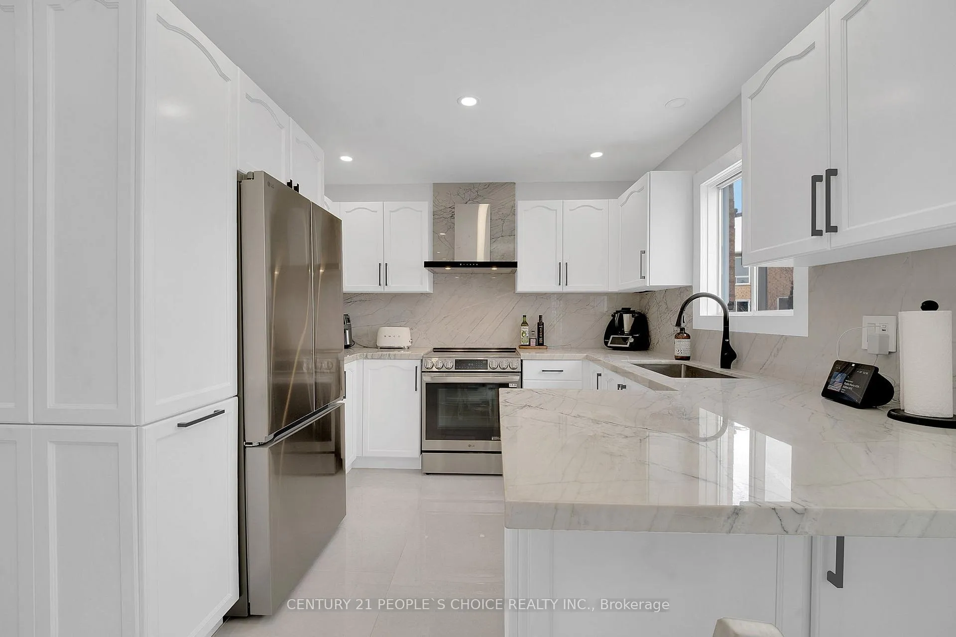 Photo 13 of 166 Marbella Road, Vaughan, Sonoma Heights — HOMEH