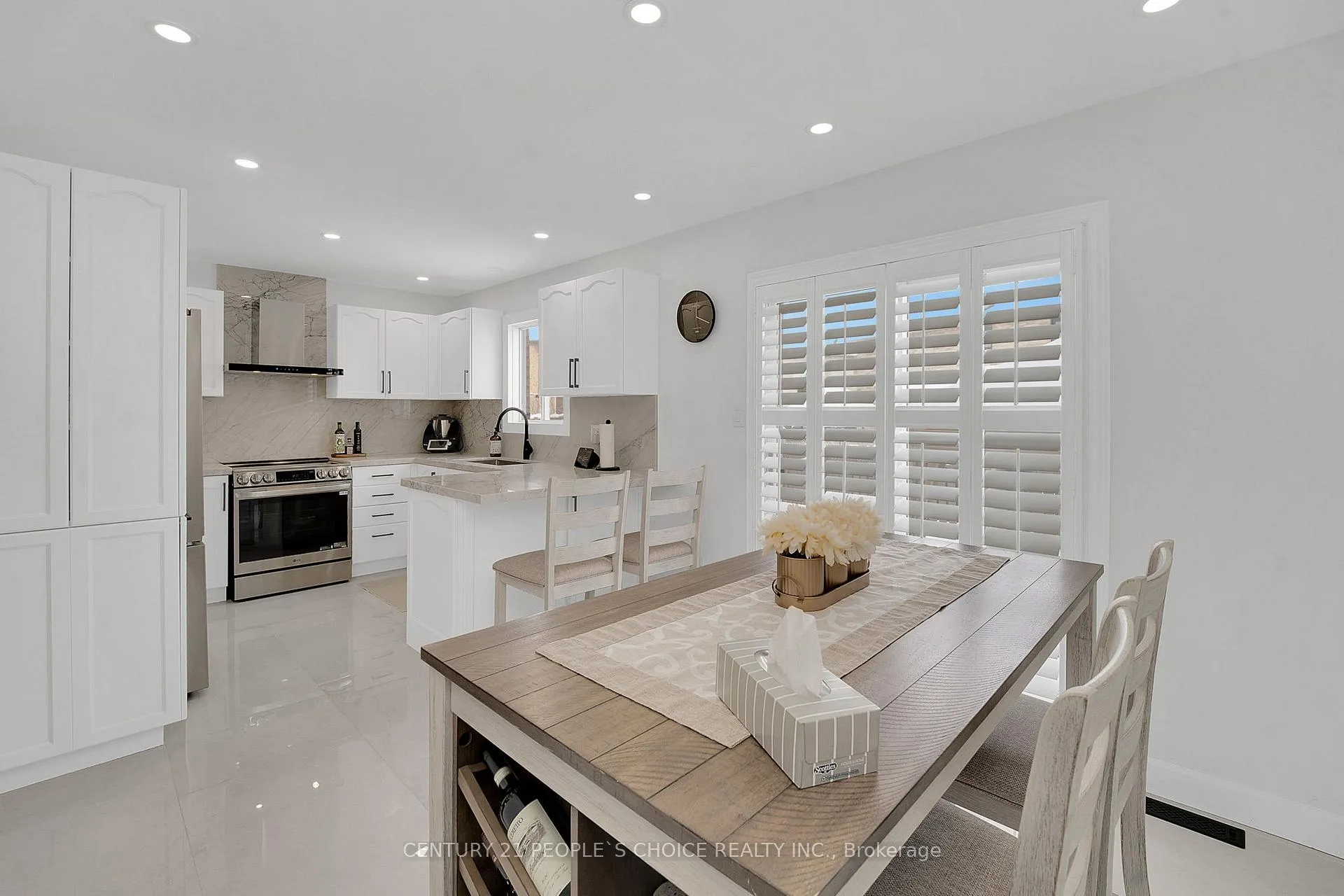 Photo 17 of 166 Marbella Road, Vaughan, Sonoma Heights — HOMEH