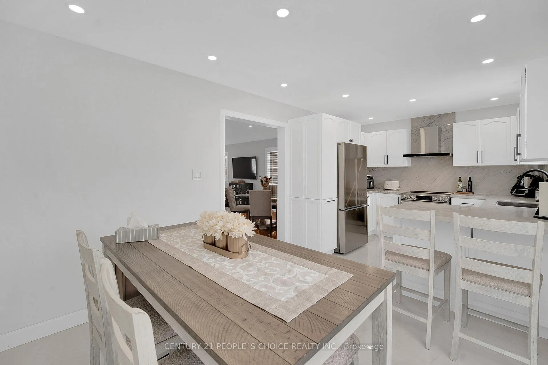 Photo 18 of 166 Marbella Road, Vaughan, Sonoma Heights — HOMEH