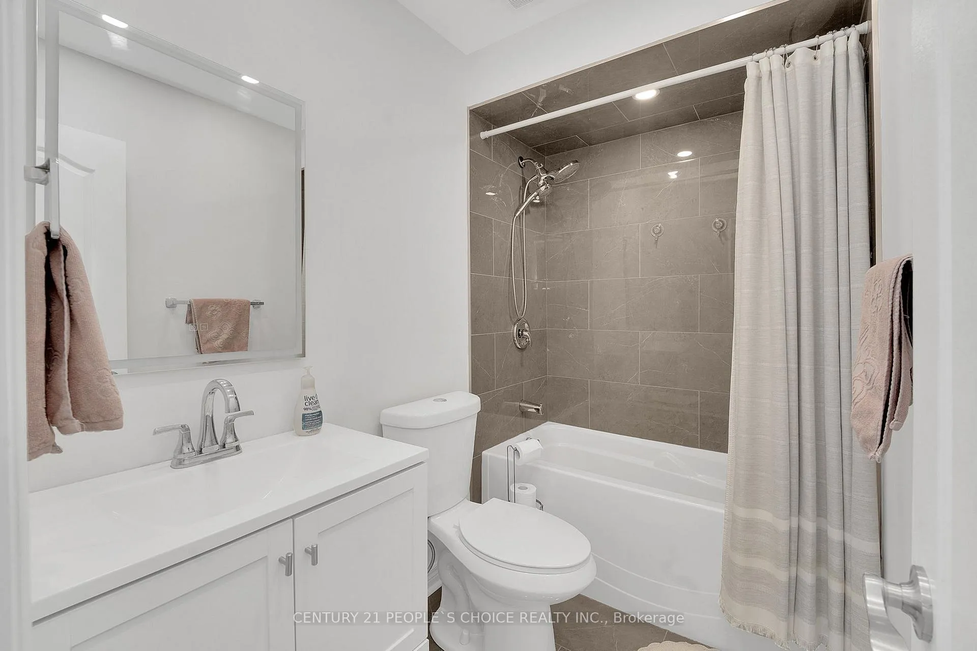 Photo 28 of 166 Marbella Road, Vaughan, Sonoma Heights — HOMEH