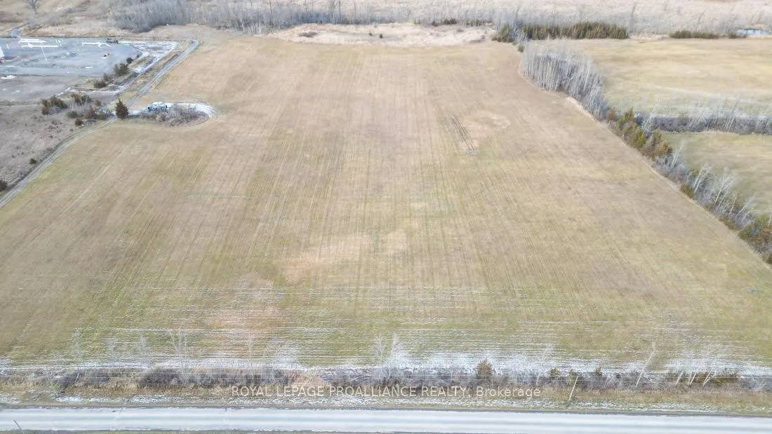 Photo 3 of 699 Lazier Road, Tyendinaga, Tyendinaga Township — HOMEH