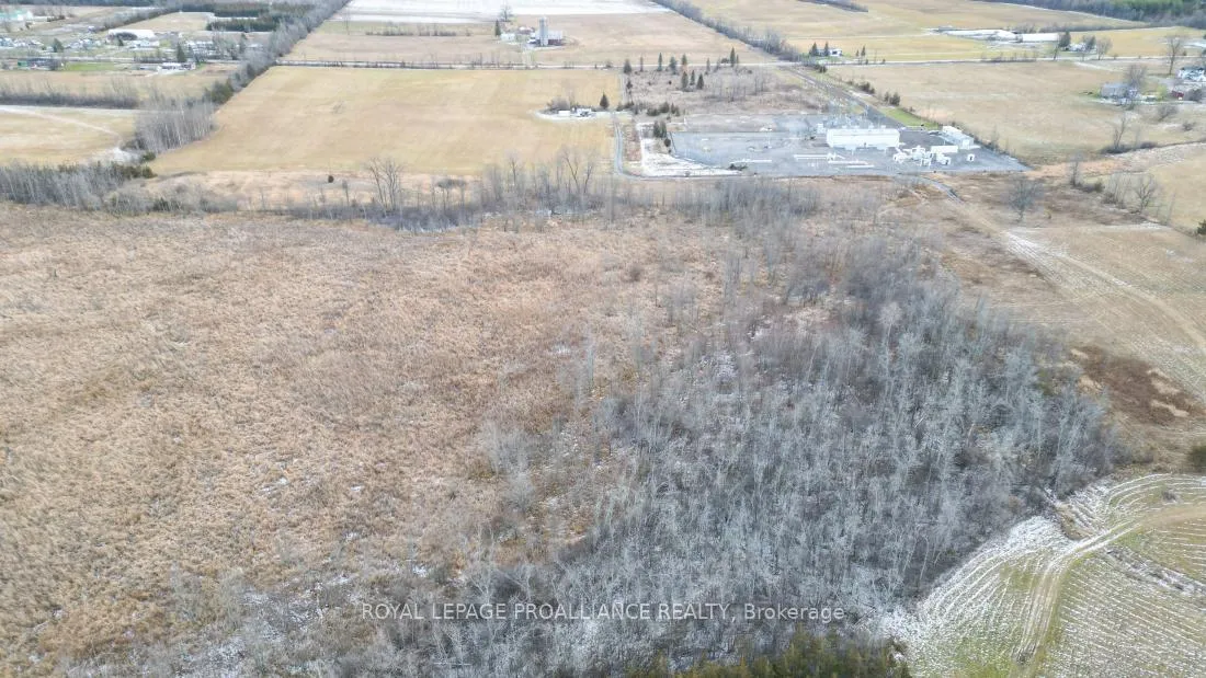 Photo 10 of 699 Lazier Road, Tyendinaga, Tyendinaga Township — HOMEH