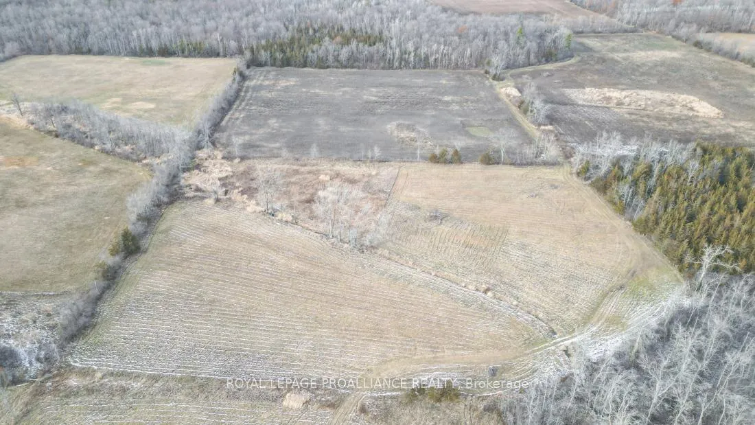 Photo 11 of 699 Lazier Road, Tyendinaga, Tyendinaga Township — HOMEH