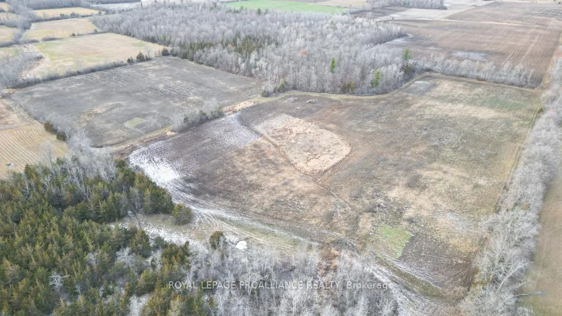 Photo 13 of 699 Lazier Road, Tyendinaga, Tyendinaga Township — HOMEH