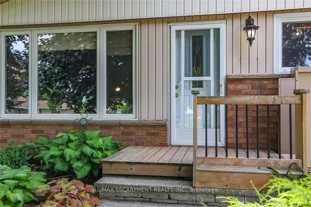 Photo 3 of 57 Cline Mountain Road, Grimsby, Grimsby West — HOMEH