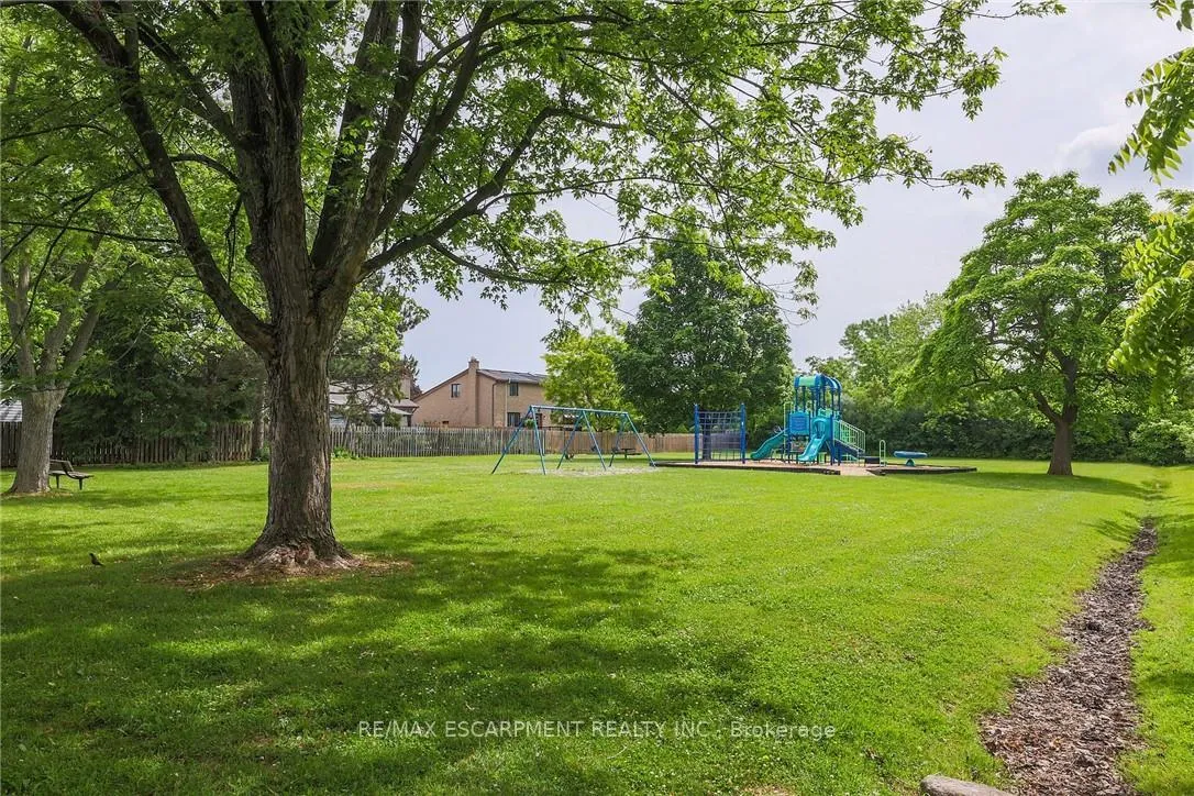 Photo 43 of 57 Cline Mountain Road, Grimsby, Grimsby West — HOMEH