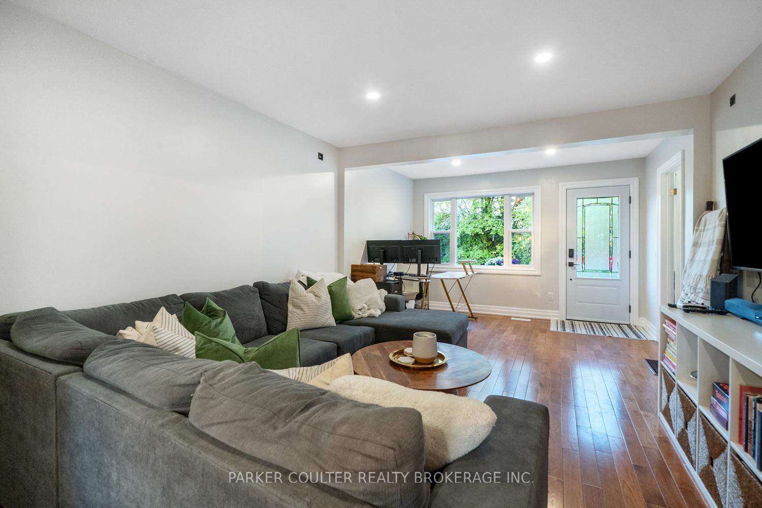 Photo 9 of 27148 Kennedy Road, Georgina, Historic Lakeshore Communities — HOMEH