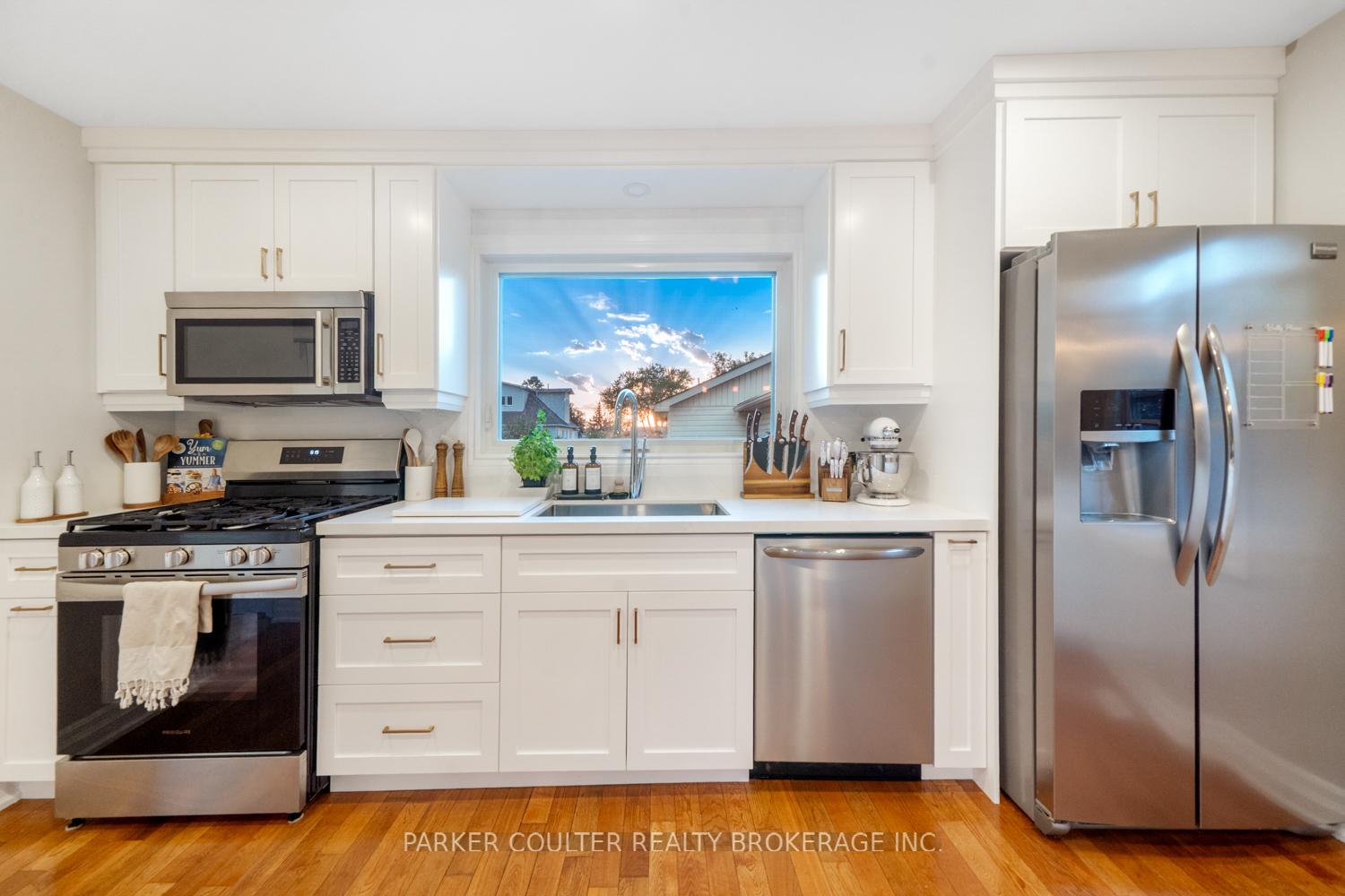 Photo 12 of 27148 Kennedy Road, Georgina, Historic Lakeshore Communities — HOMEH