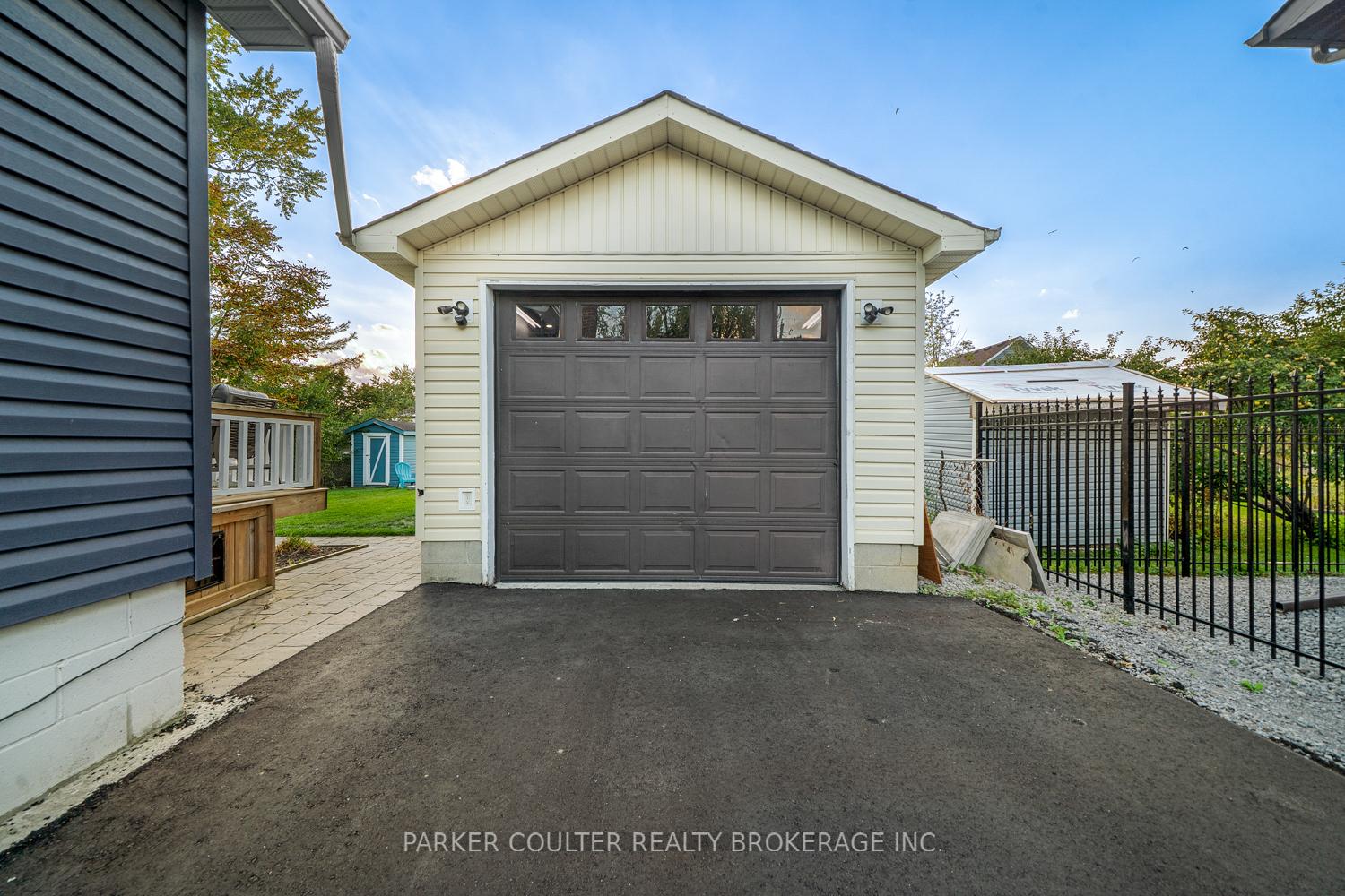 Photo 27 of 27148 Kennedy Road, Georgina, Historic Lakeshore Communities — HOMEH