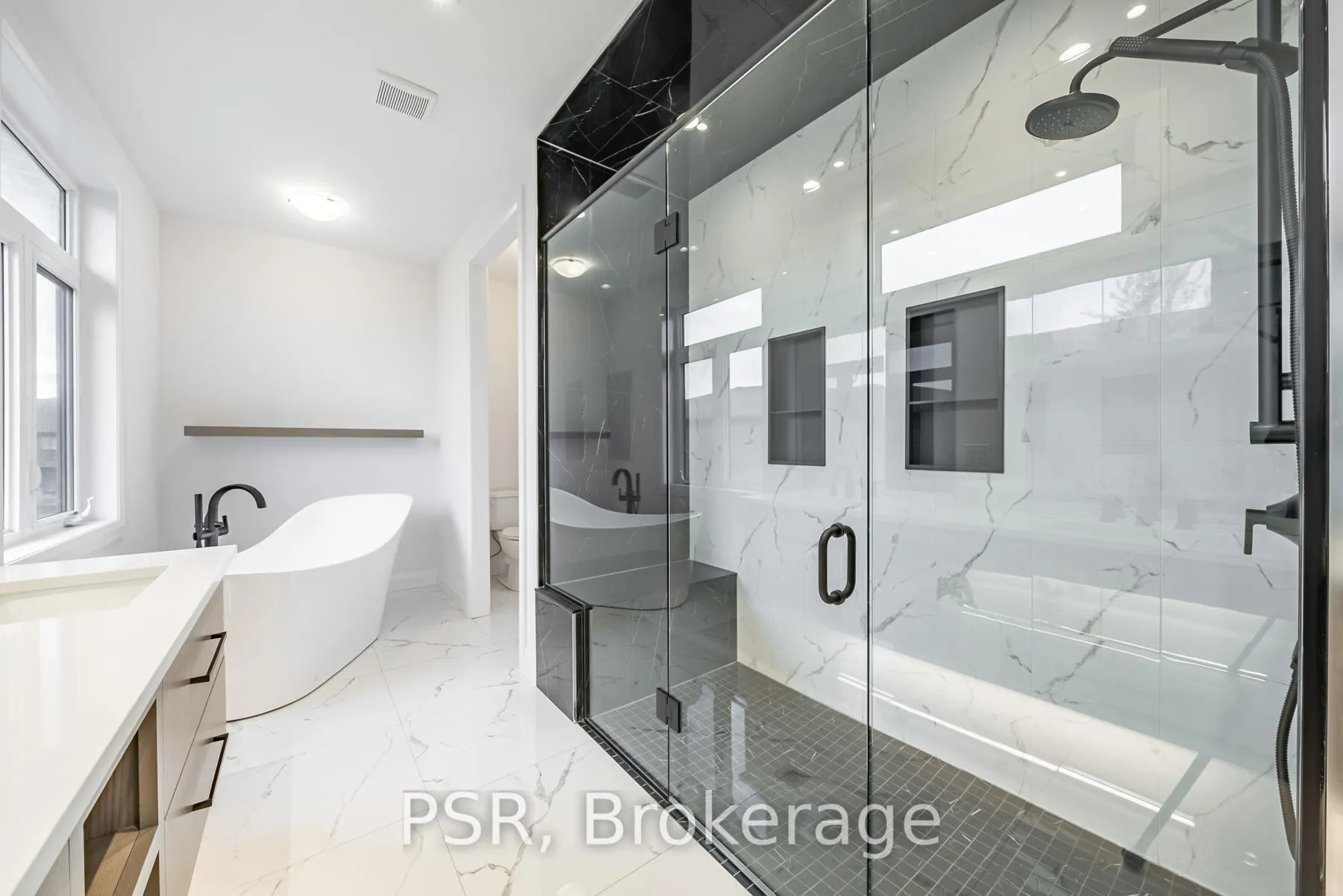 Photo 20 of 129 Daugaard Avenue, Brant, Paris — HOMEH