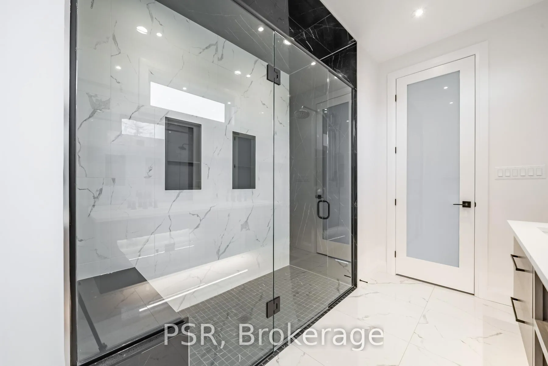 Photo 23 of 129 Daugaard Avenue, Brant, Paris — HOMEH